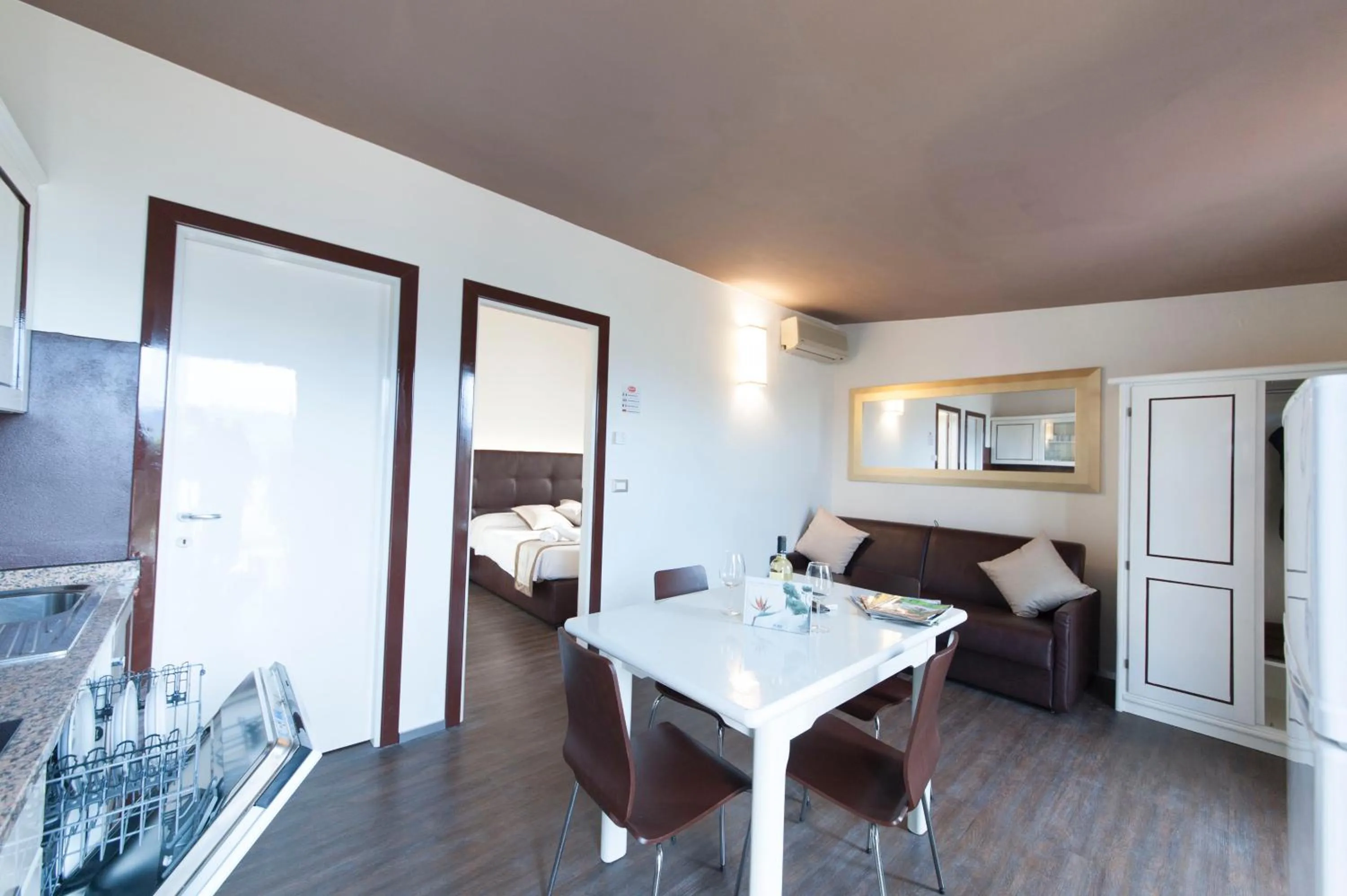 Dining area in Villa Giada Resort