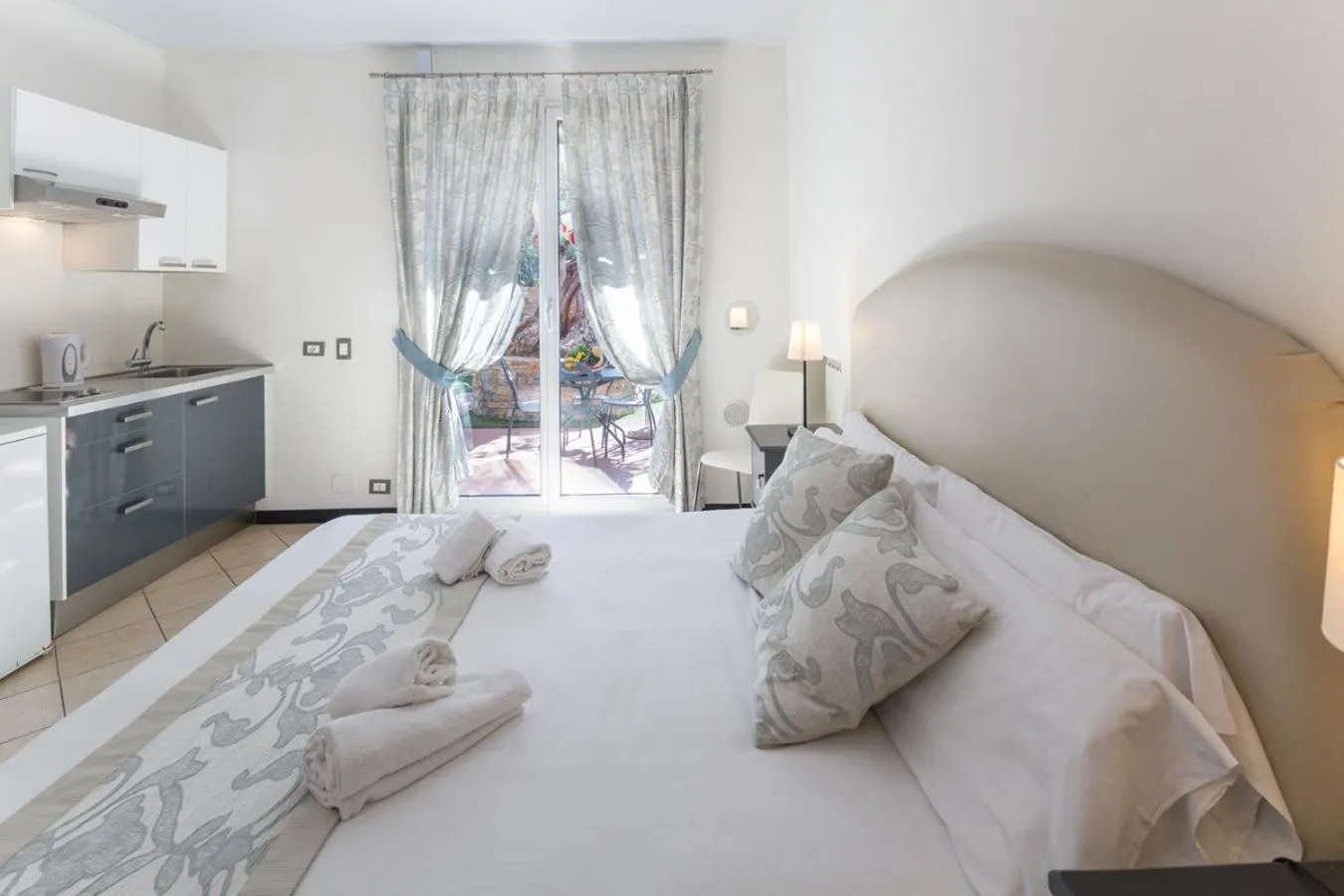 Bed in Villa Giada Resort