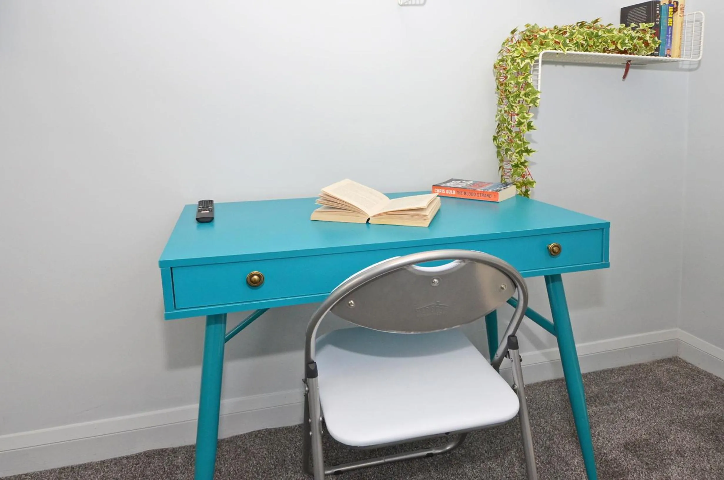 Bedroom in Townhouse PLUS @ 301 West Street Crewe