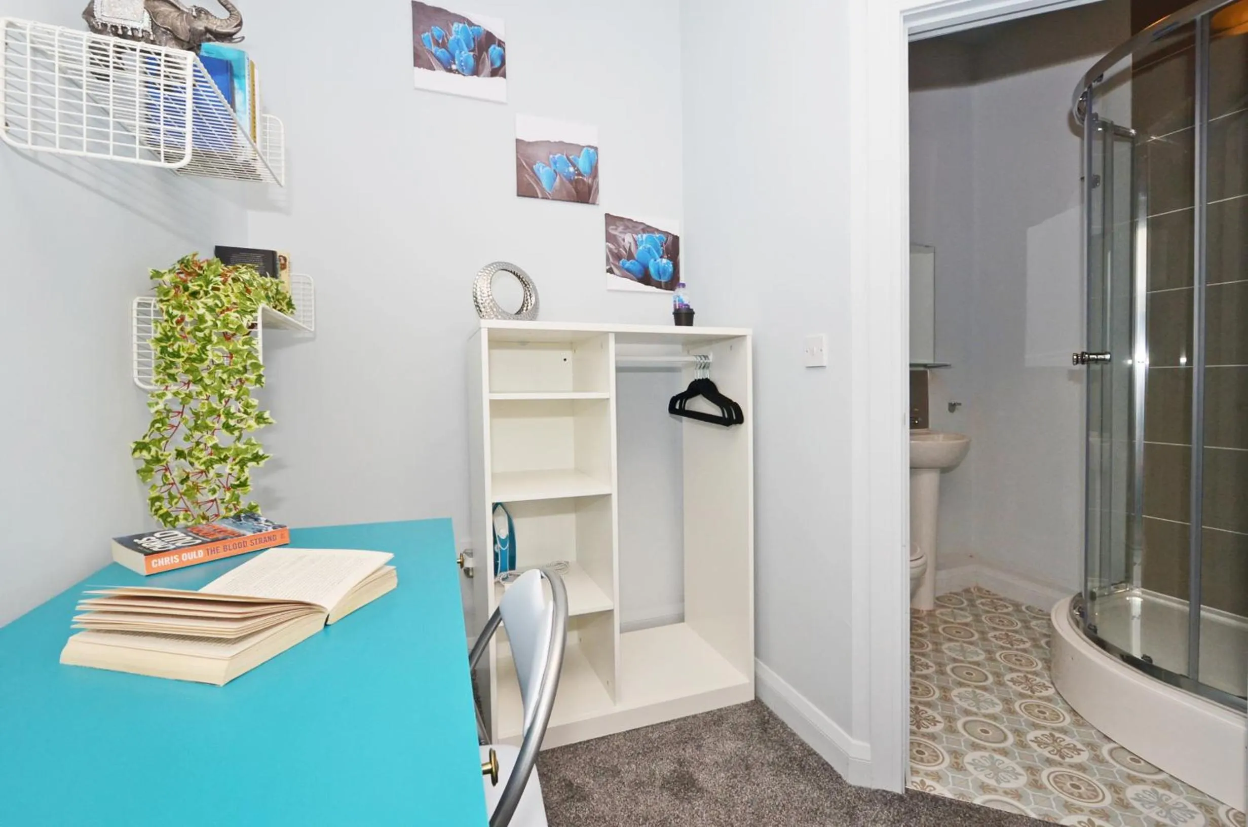 Bedroom in Townhouse PLUS @ 301 West Street Crewe