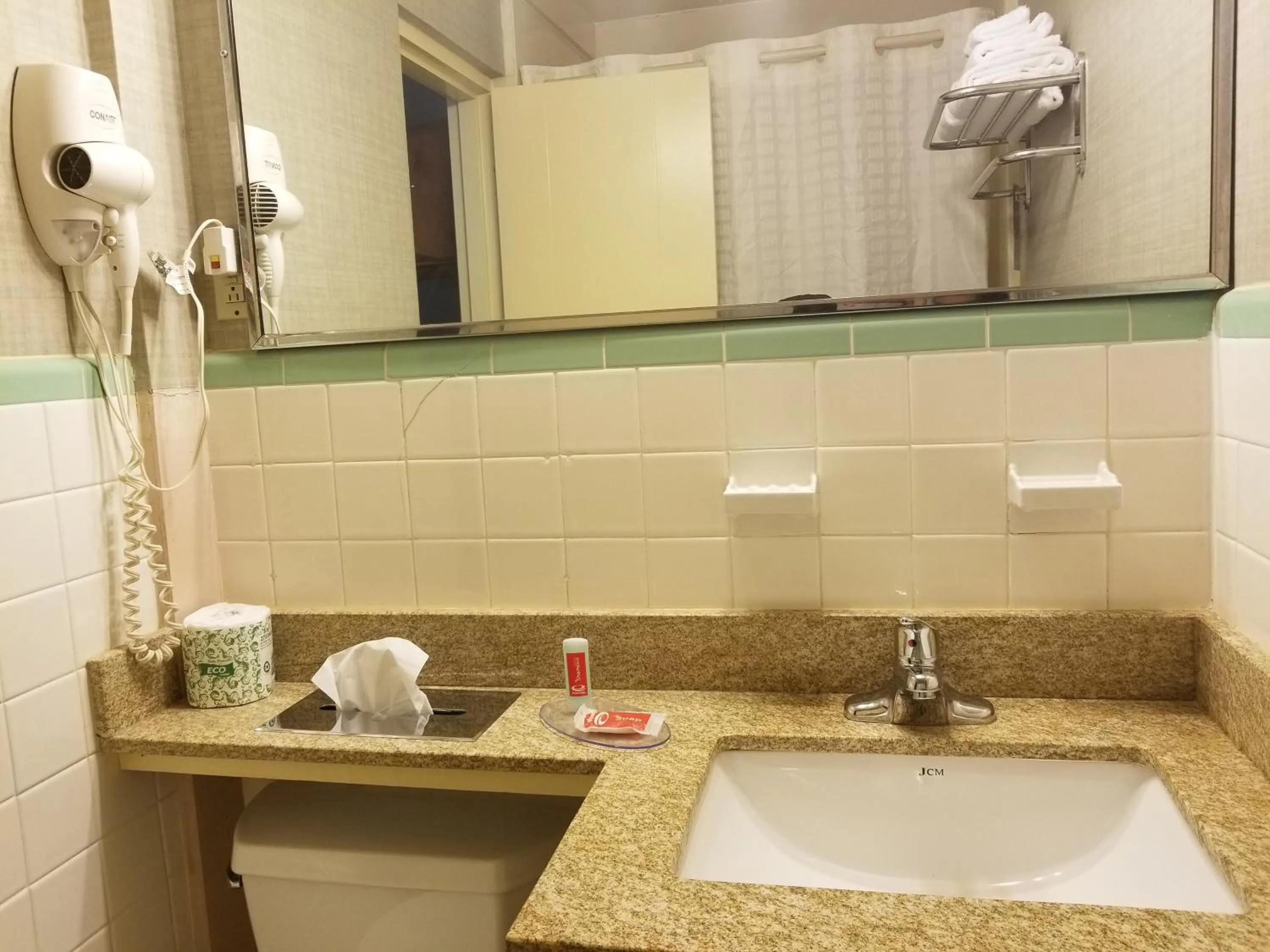 Bathroom in FALLS INN