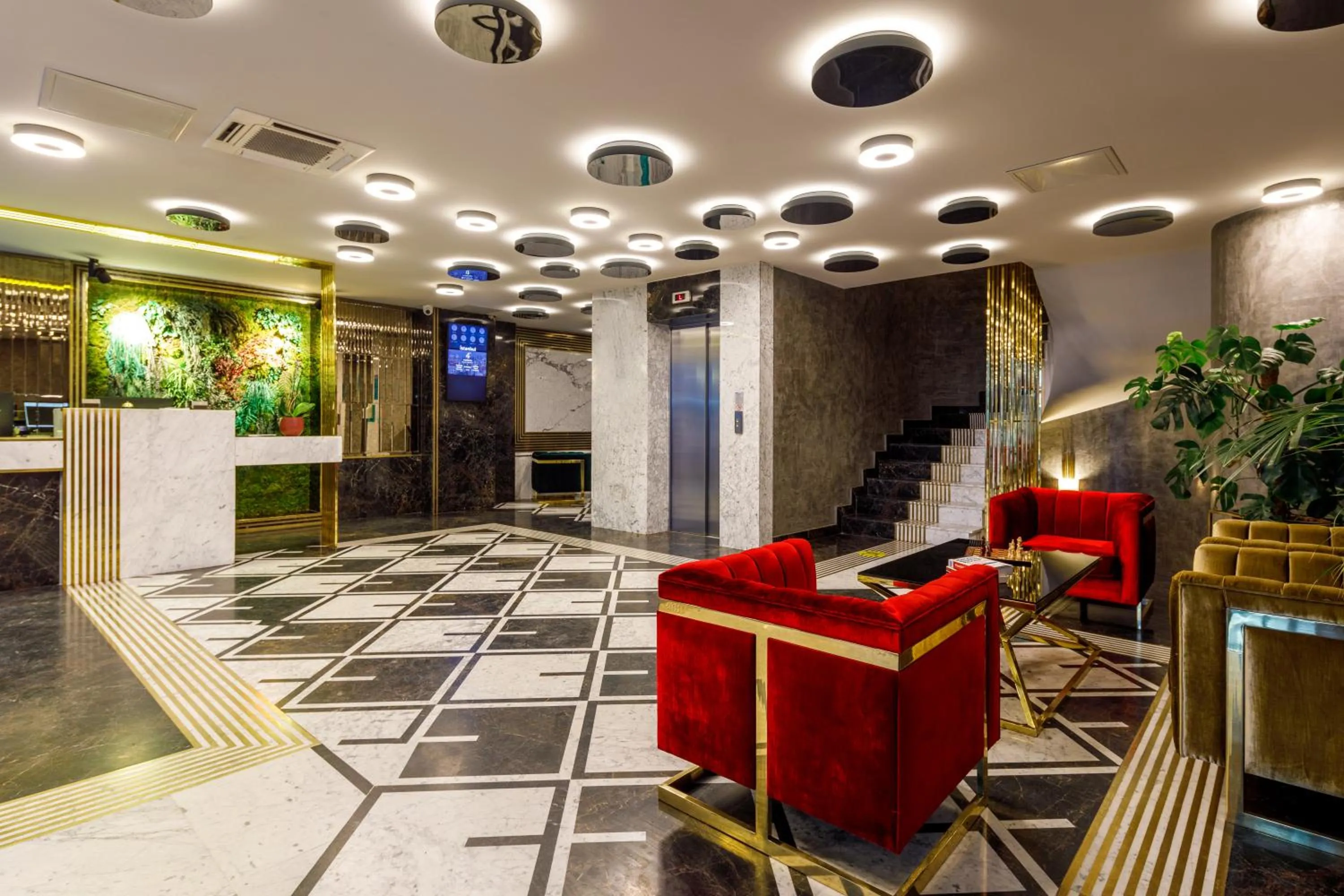 Lobby or reception in Euro Design Hotel