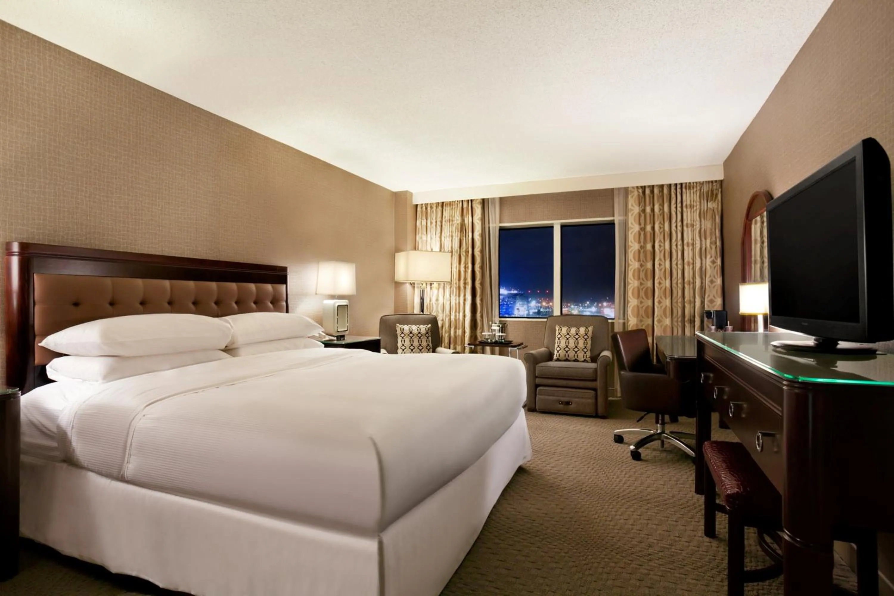 Photo of the whole room, Bed in The Park Hotel at Meadowlands