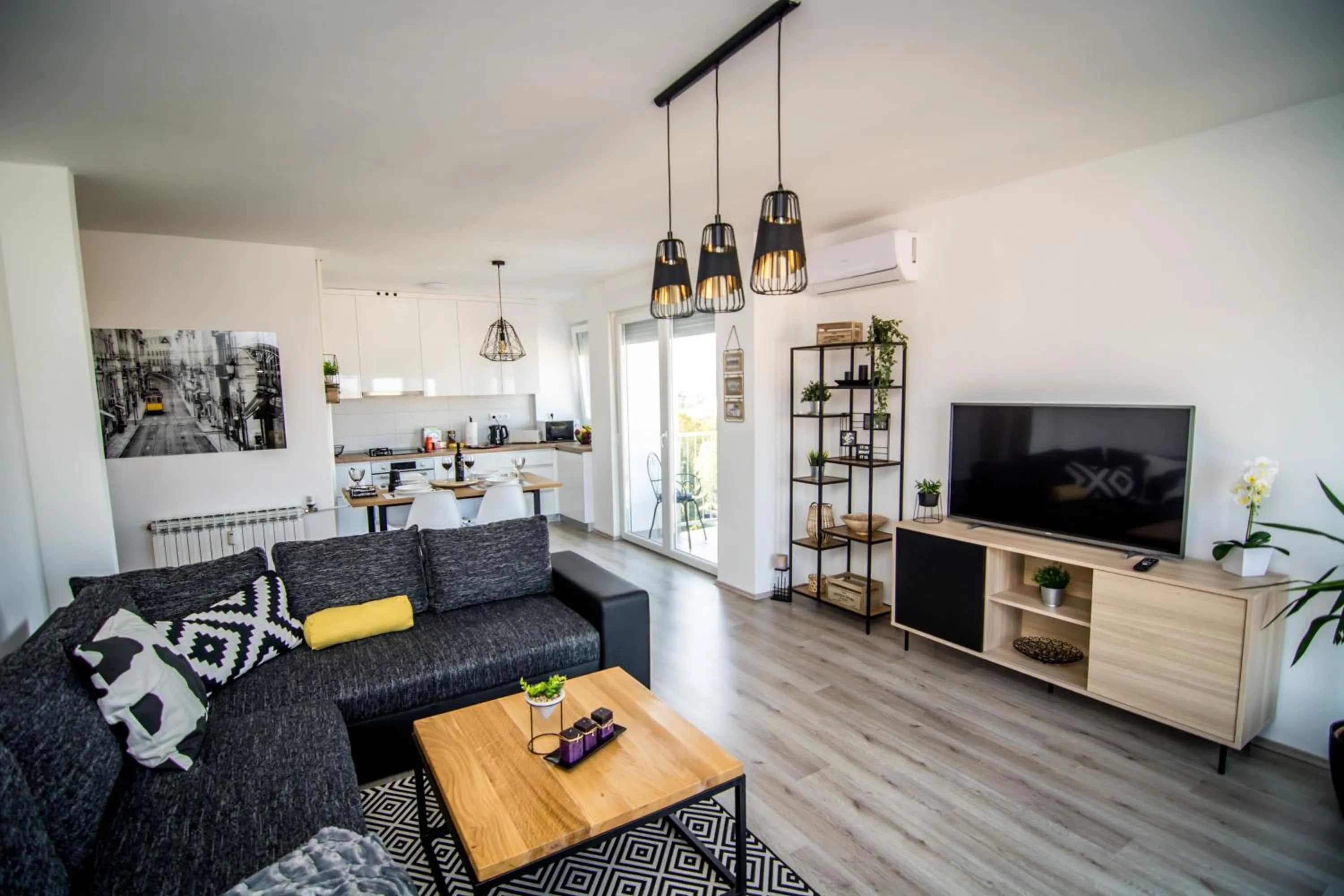 One-Bedroom Apartment - single occupancy in Sky