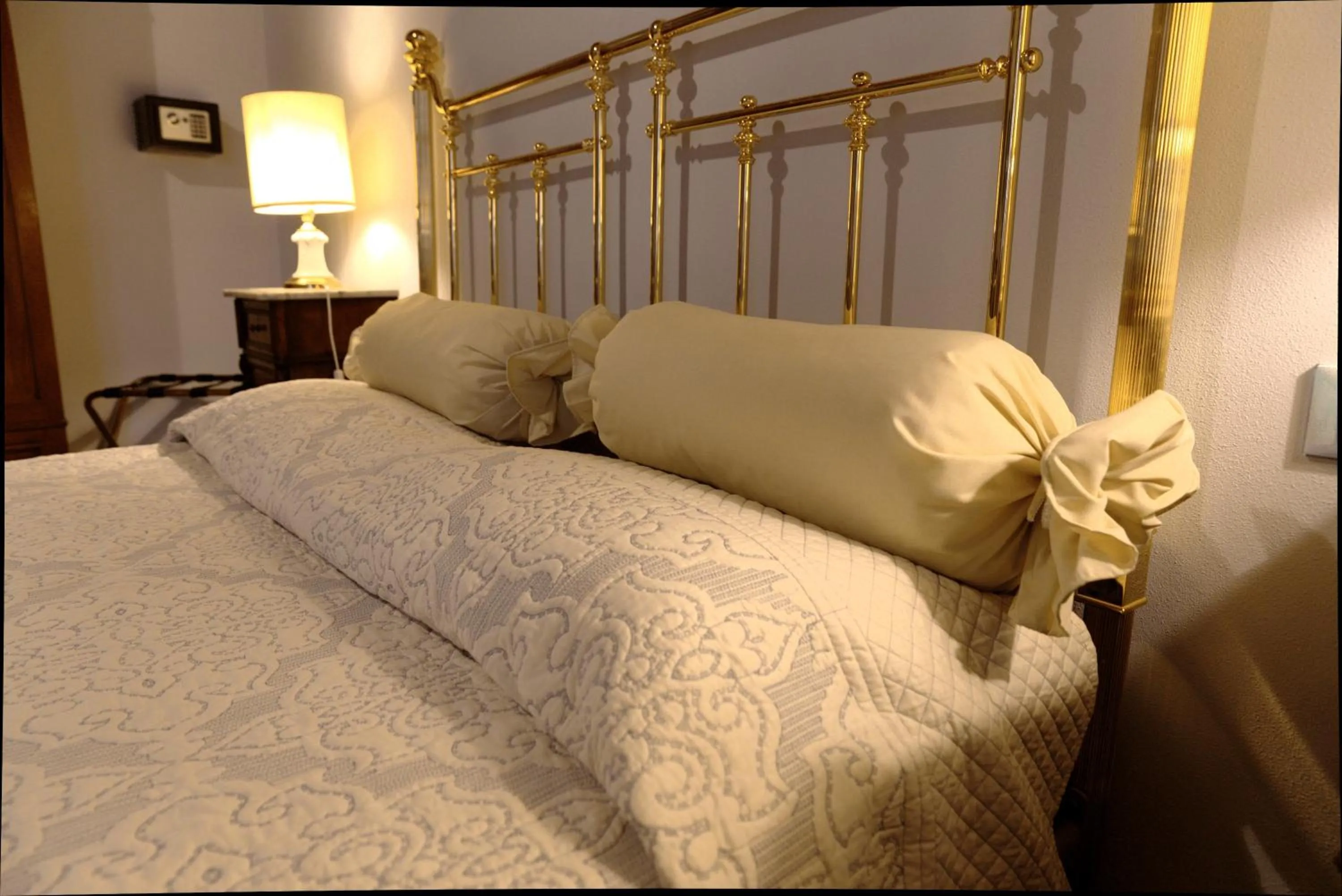 Bed in I Tre Poderi 1872