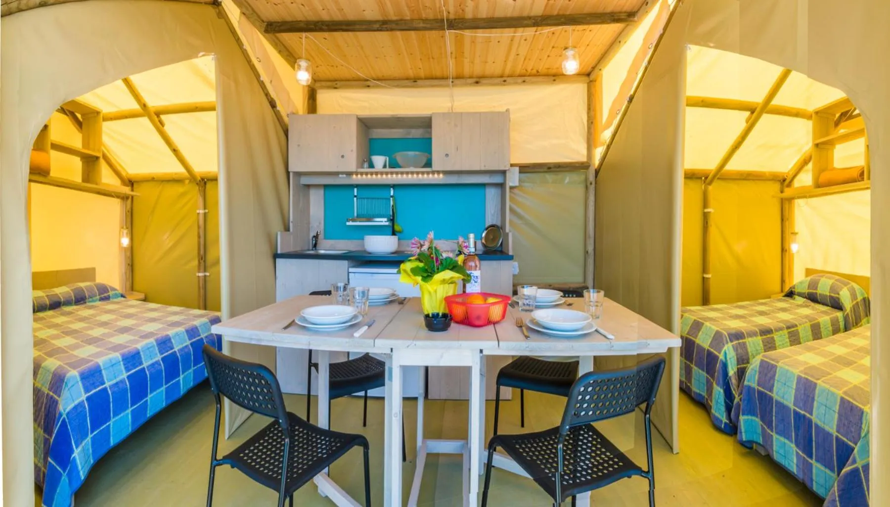 Kitchen or kitchenette in Le Palme Camping & Village