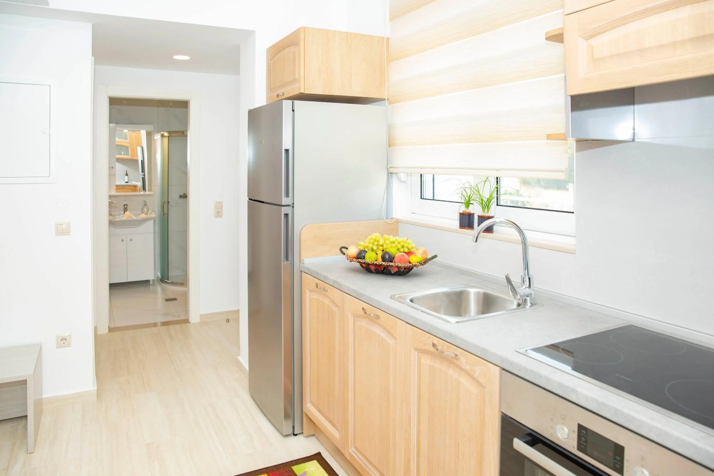 Haraki Bay Hotel and Luxury Apartments