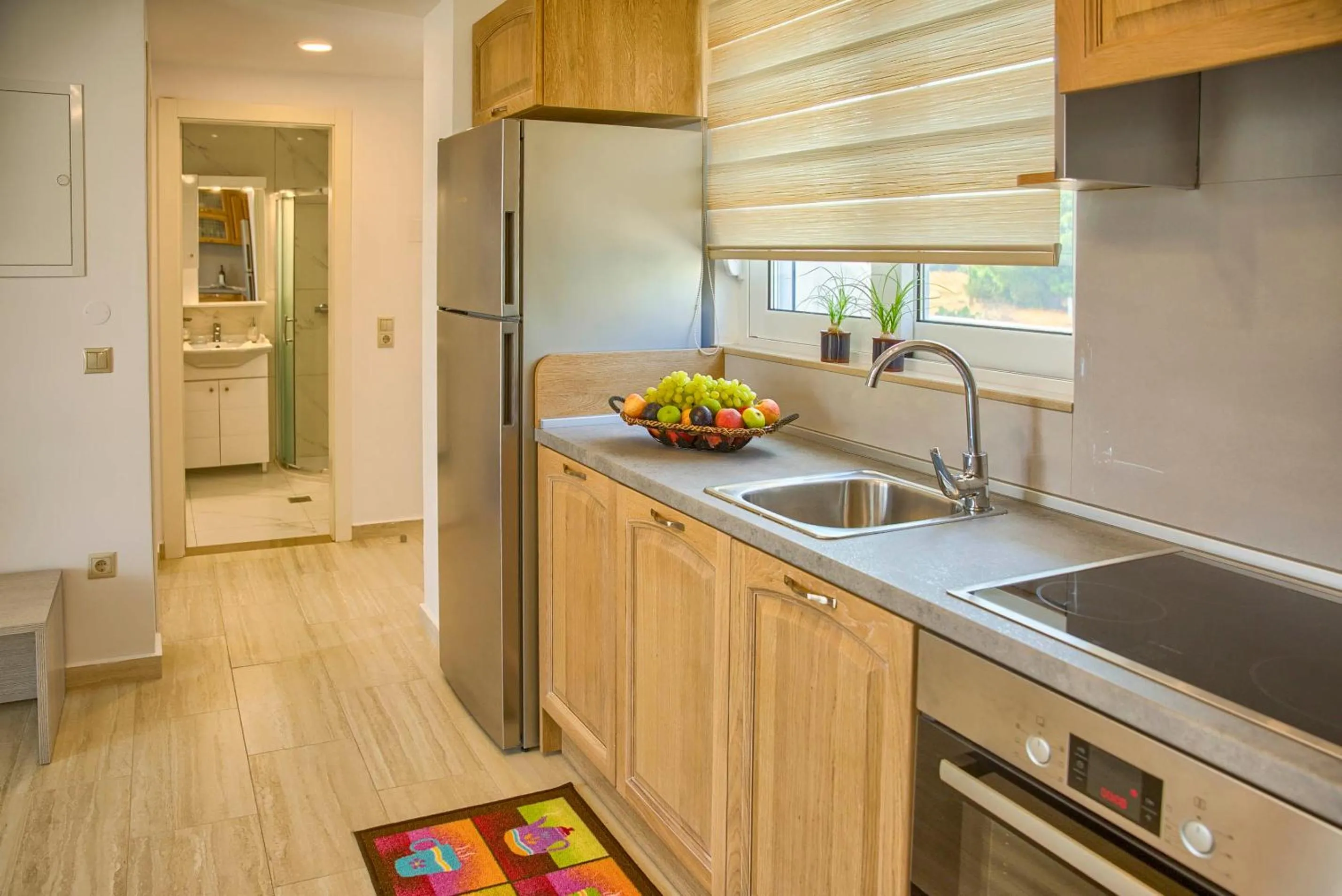 Haraki Bay Hotel and Luxury Apartments