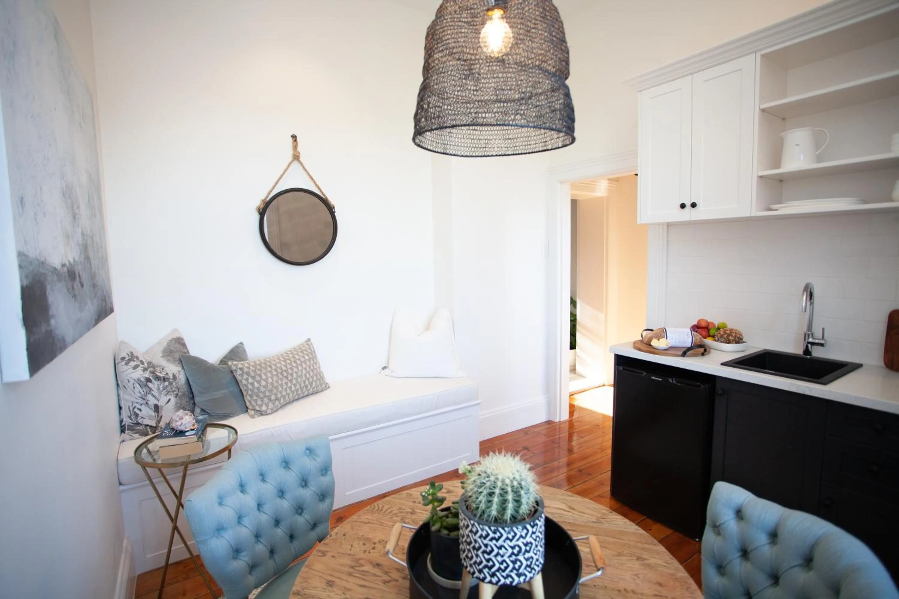 Kitchen or kitchenette, Bed in Old Market Inn