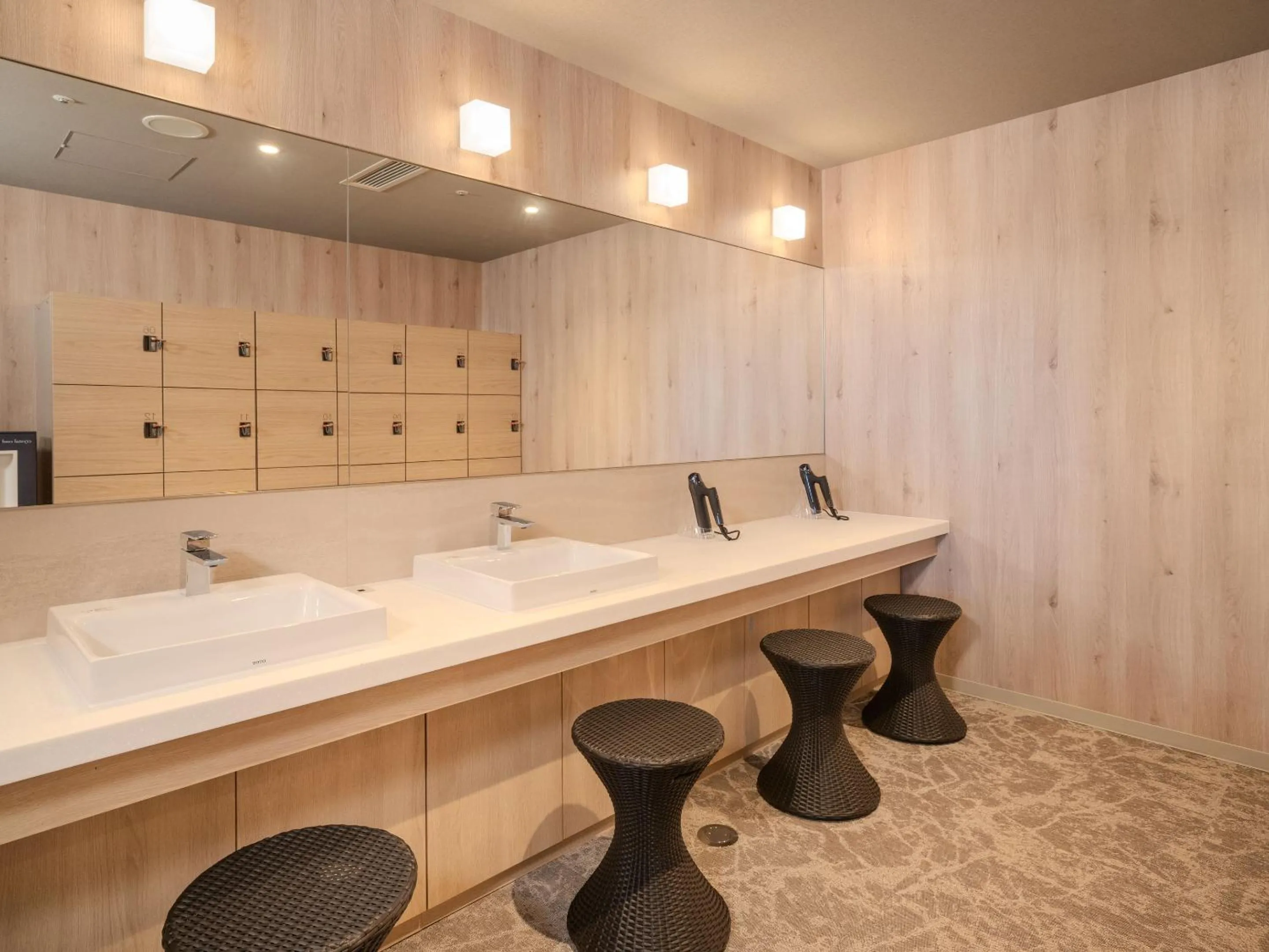 Hot Spring Bath in KAMENOI HOTEL Awajishima