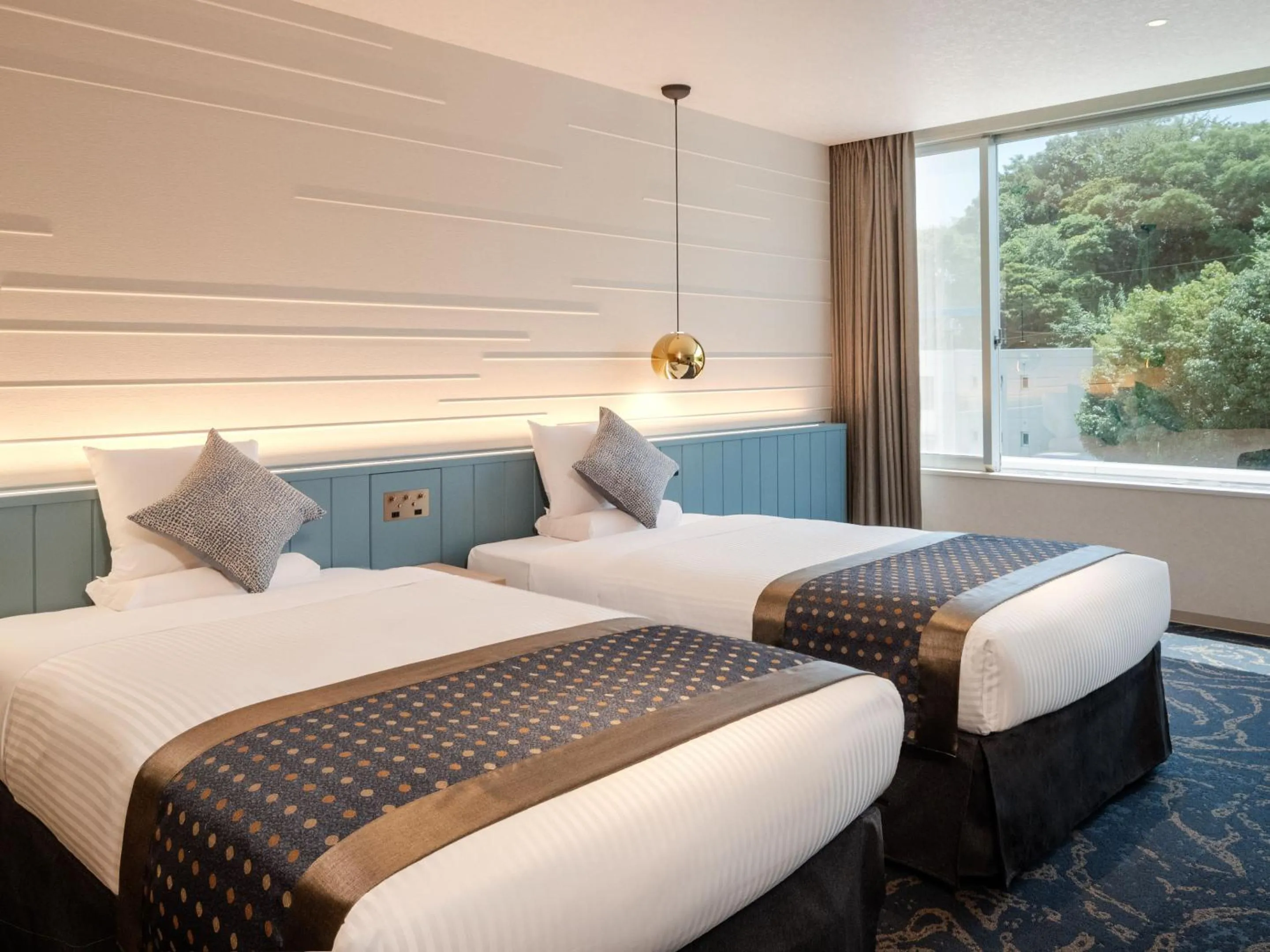 Photo of the whole room, Bed in KAMENOI HOTEL Awajishima