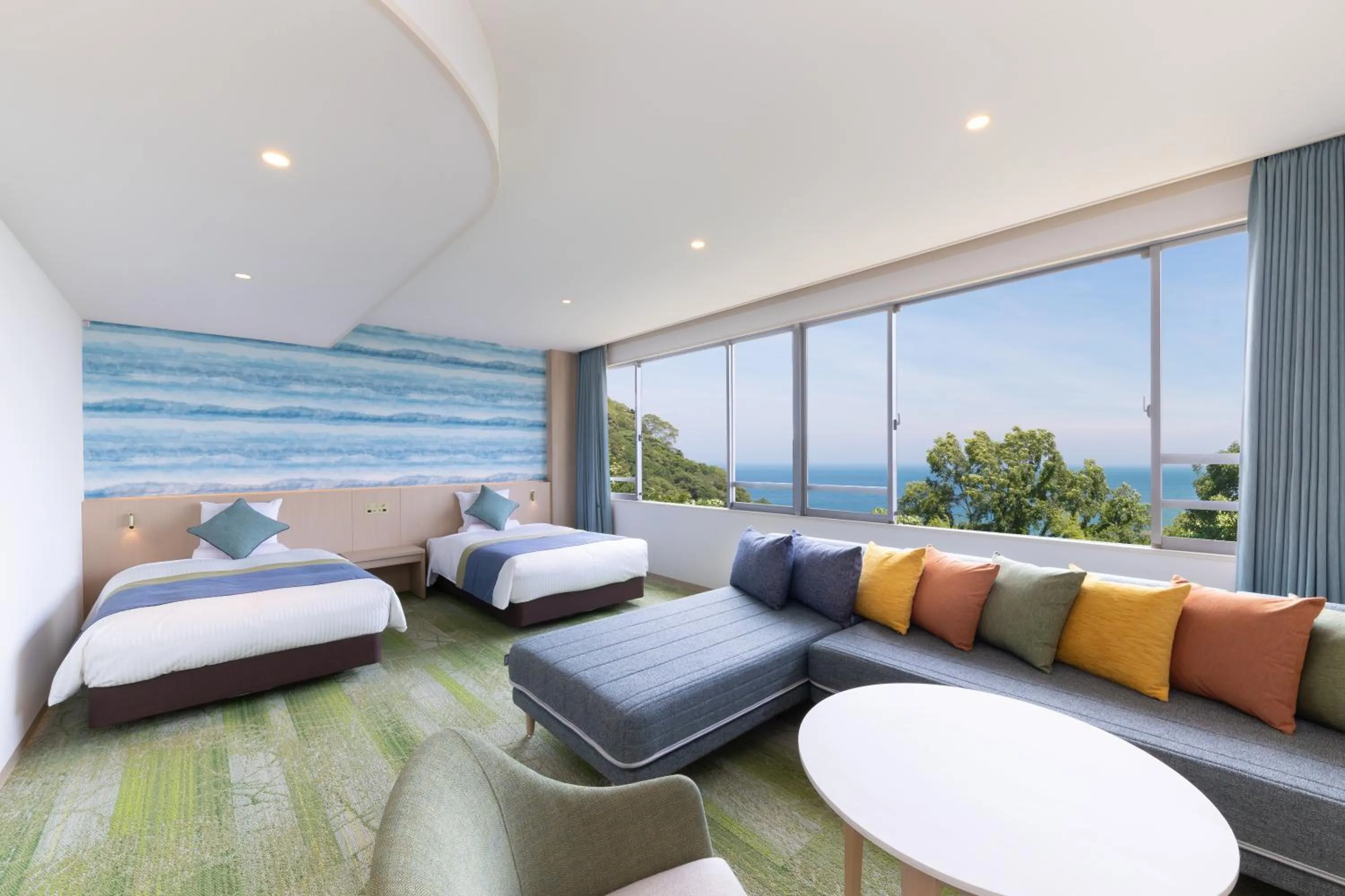 Photo of the whole room, Bed in KAMENOI HOTEL Yaizu