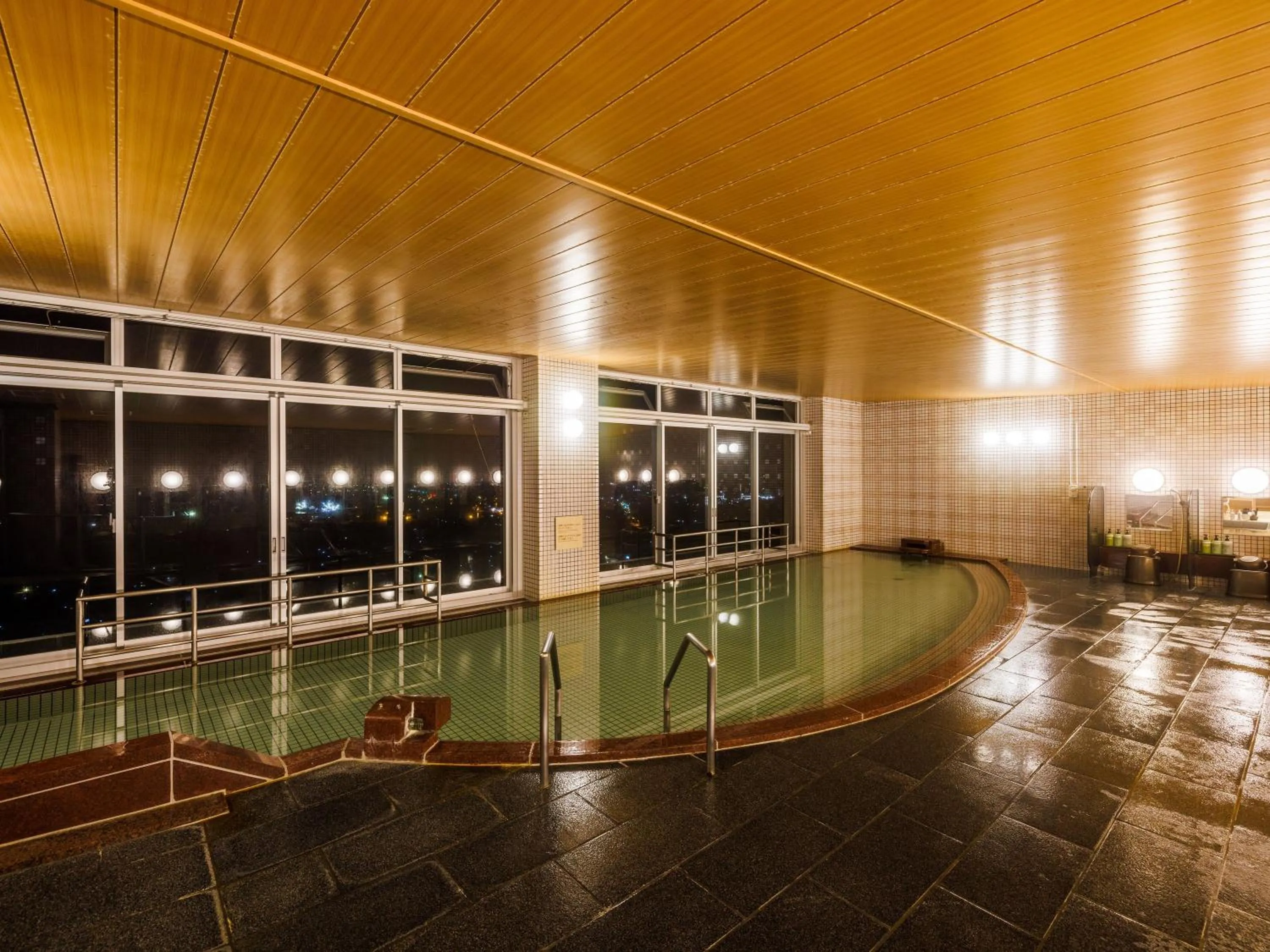 Hot Spring Bath in KAMENOI HOTEL Yaizu