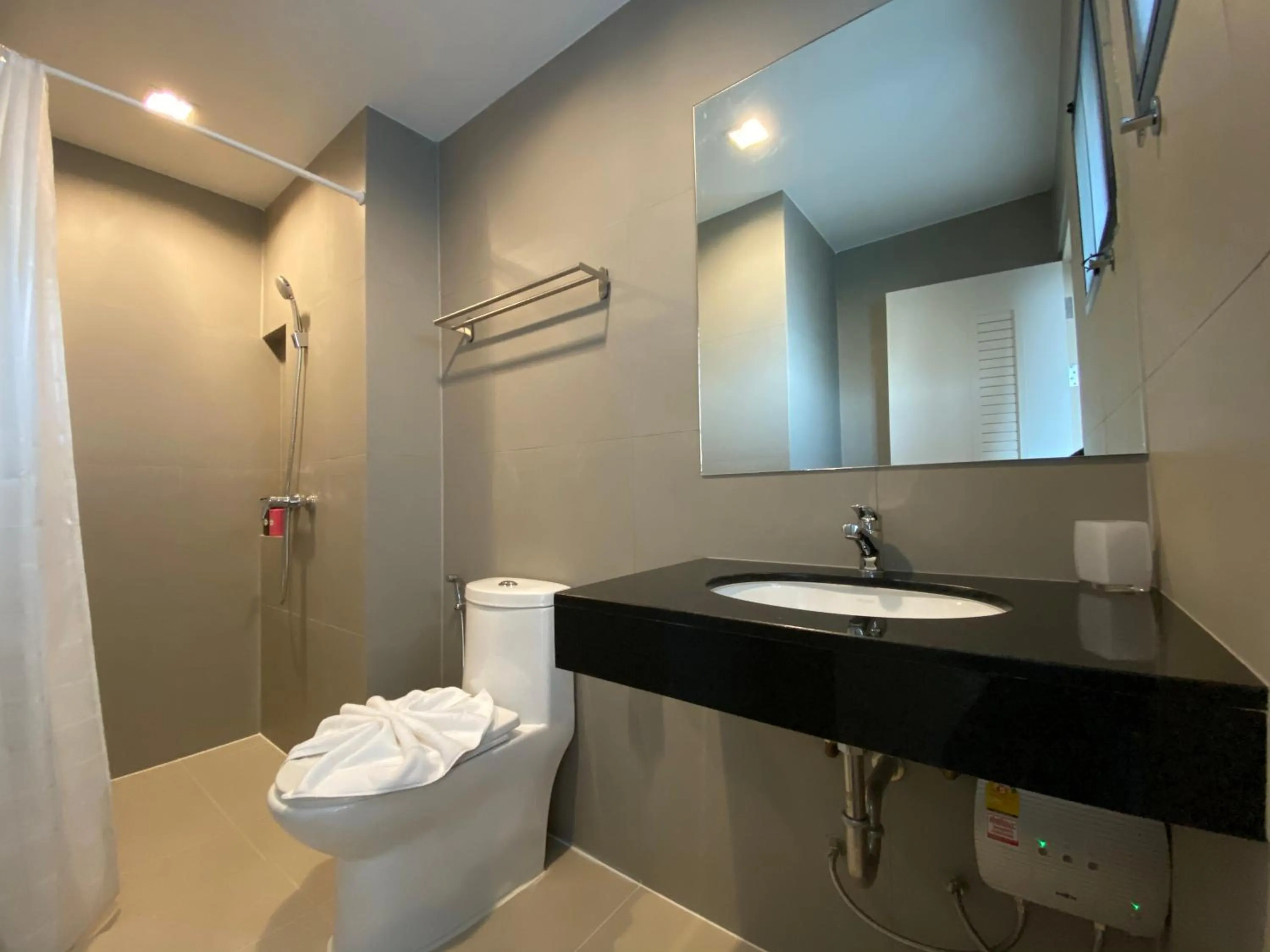 Shower in Maleesa Place Hua Hin