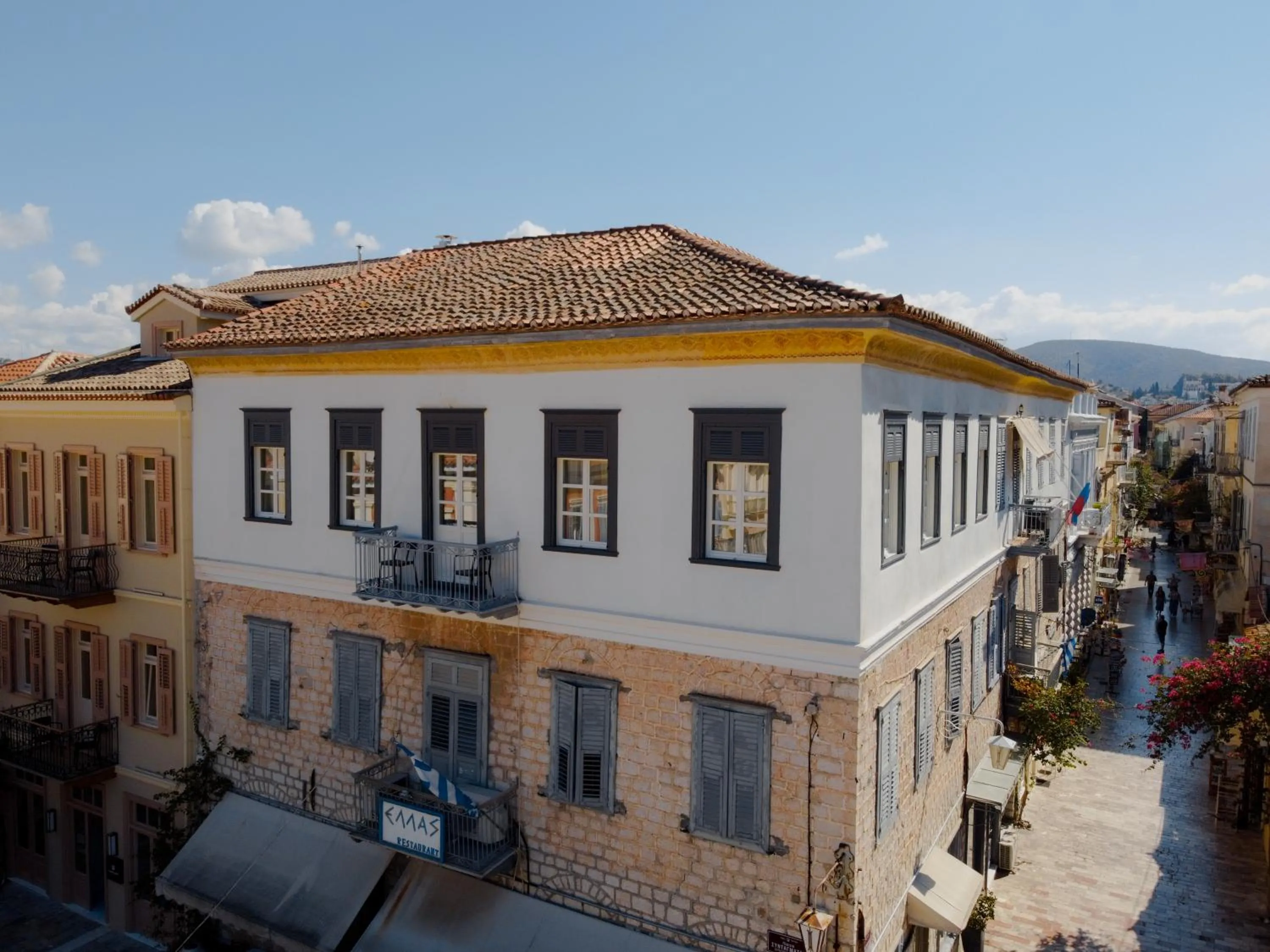 Property building in Castellano Hotel & Suites