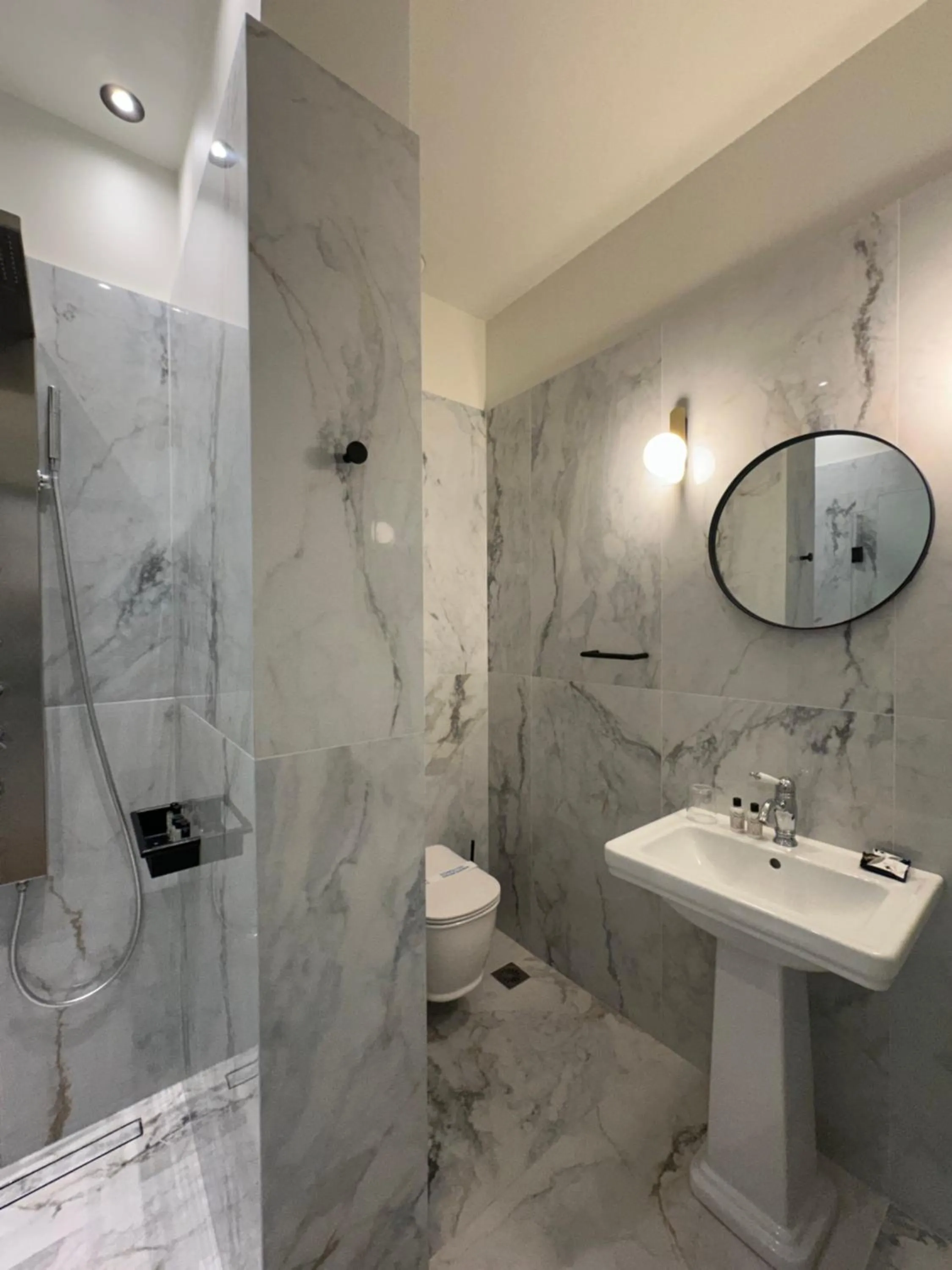 Bathroom in Castellano Hotel & Suites