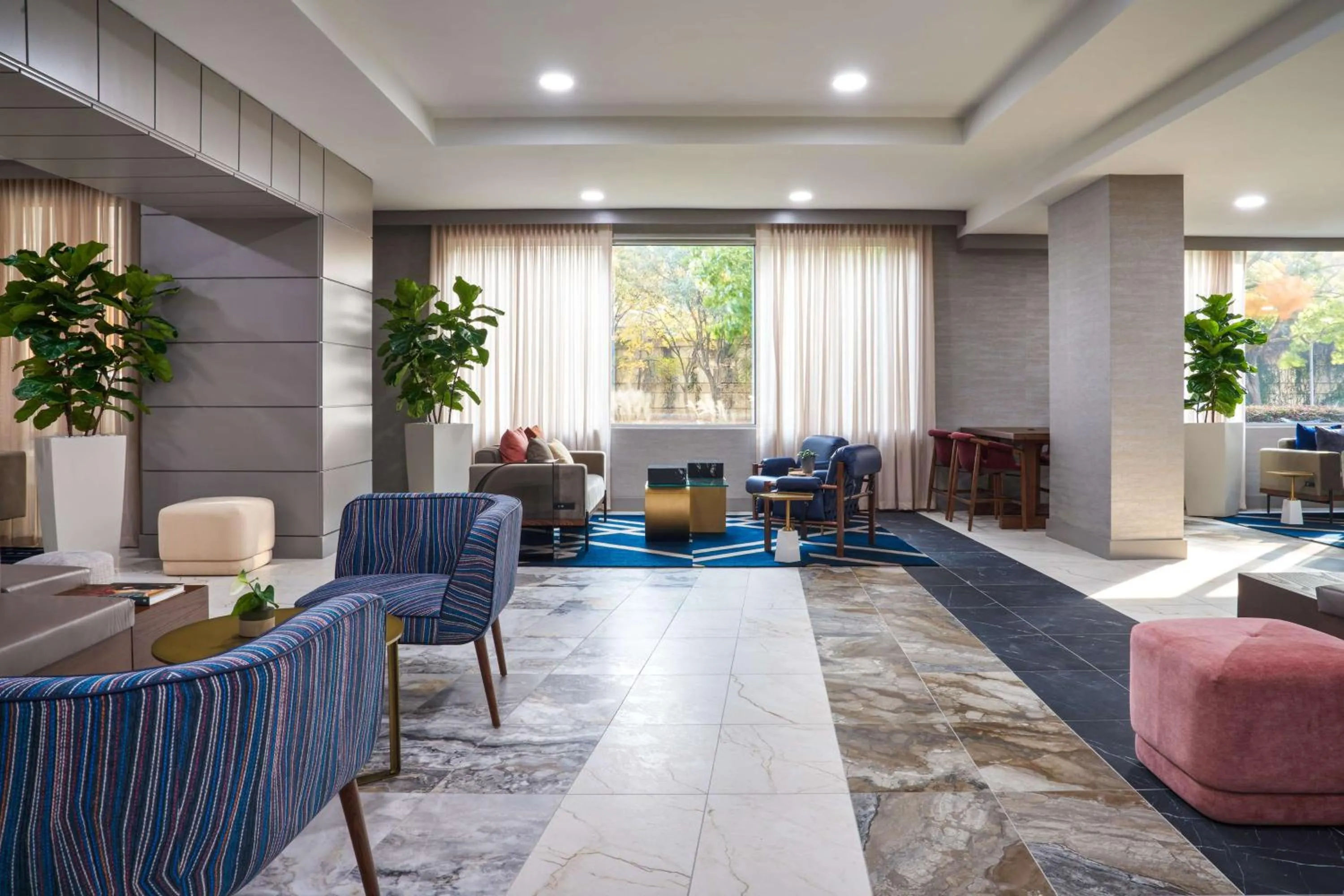 Lobby or reception in The Chifley Houston, Tapestry Collection by Hilton