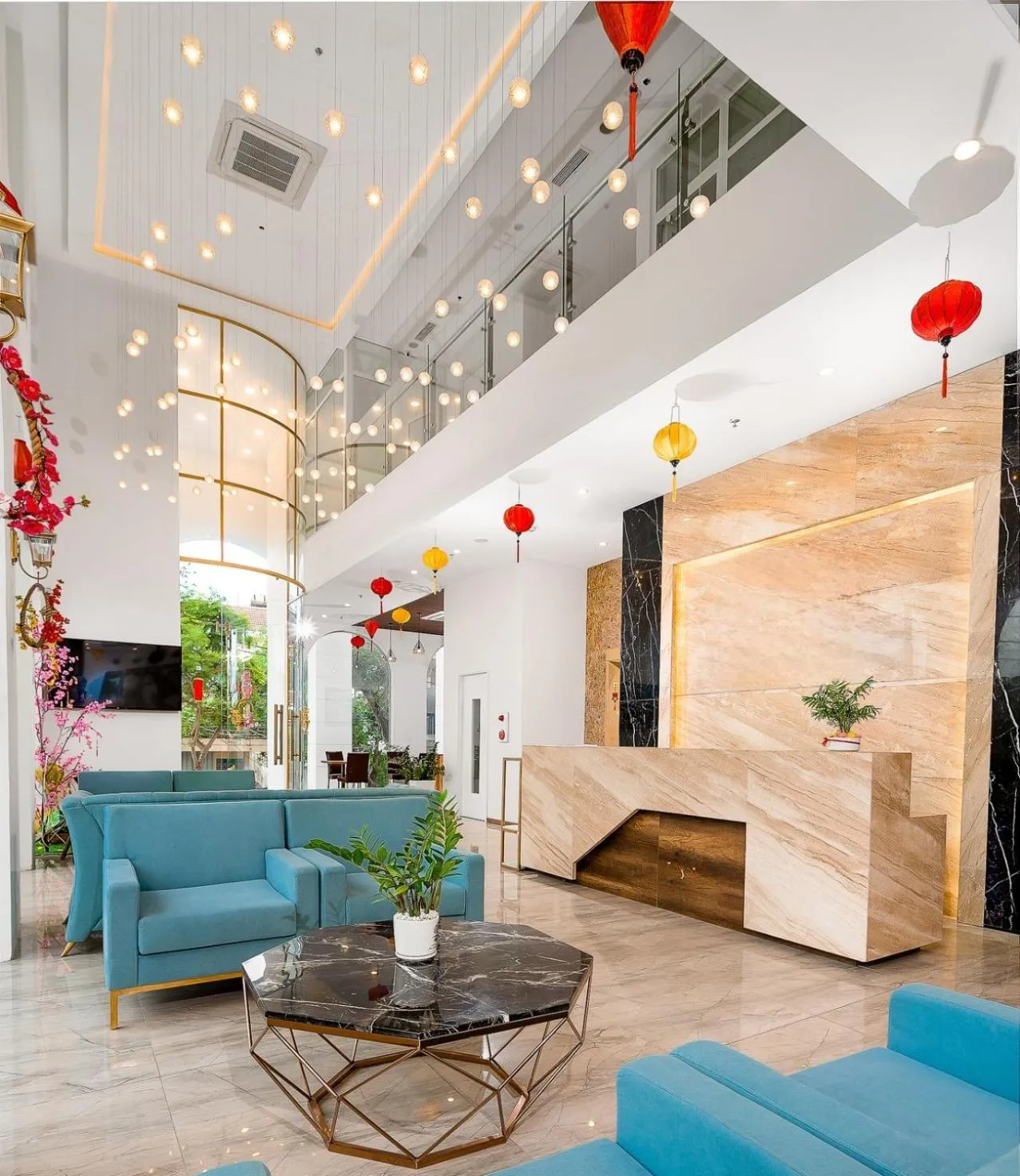 Lobby or reception in RHM Luxury Hotel And Suite