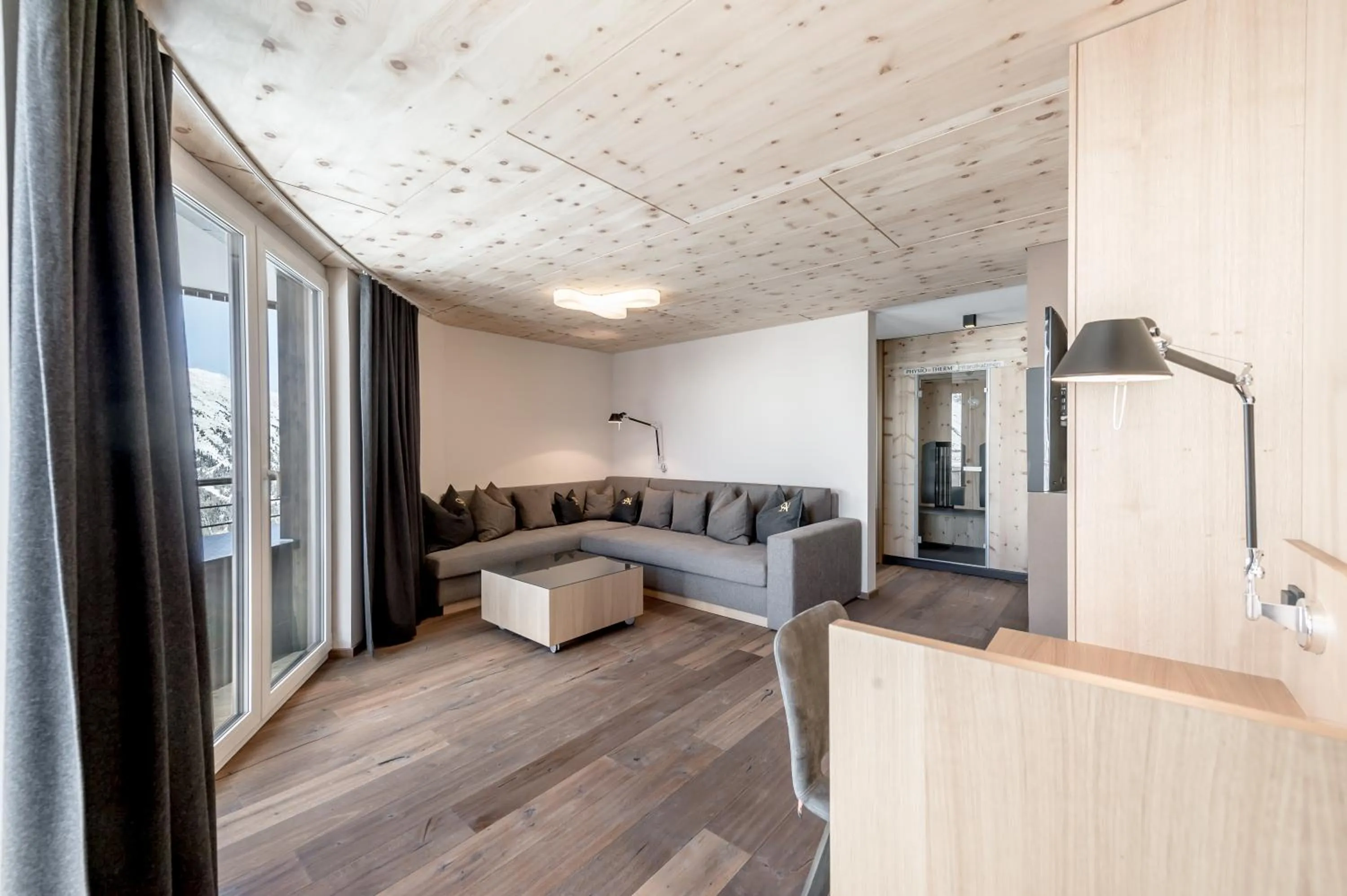 Bed in Hotel Angerer Alm