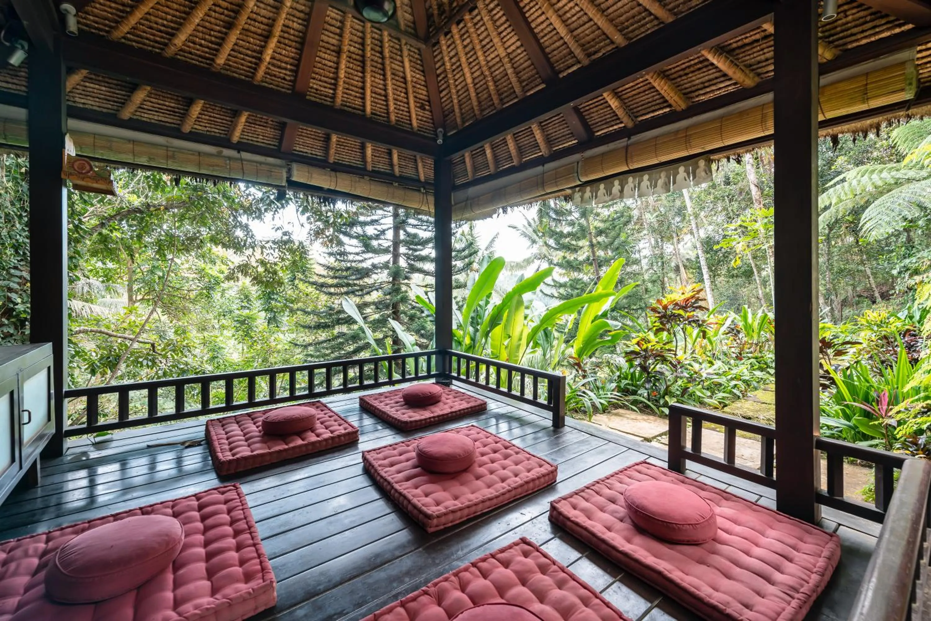 Spa and wellness centre/facilities in Villa Vajra