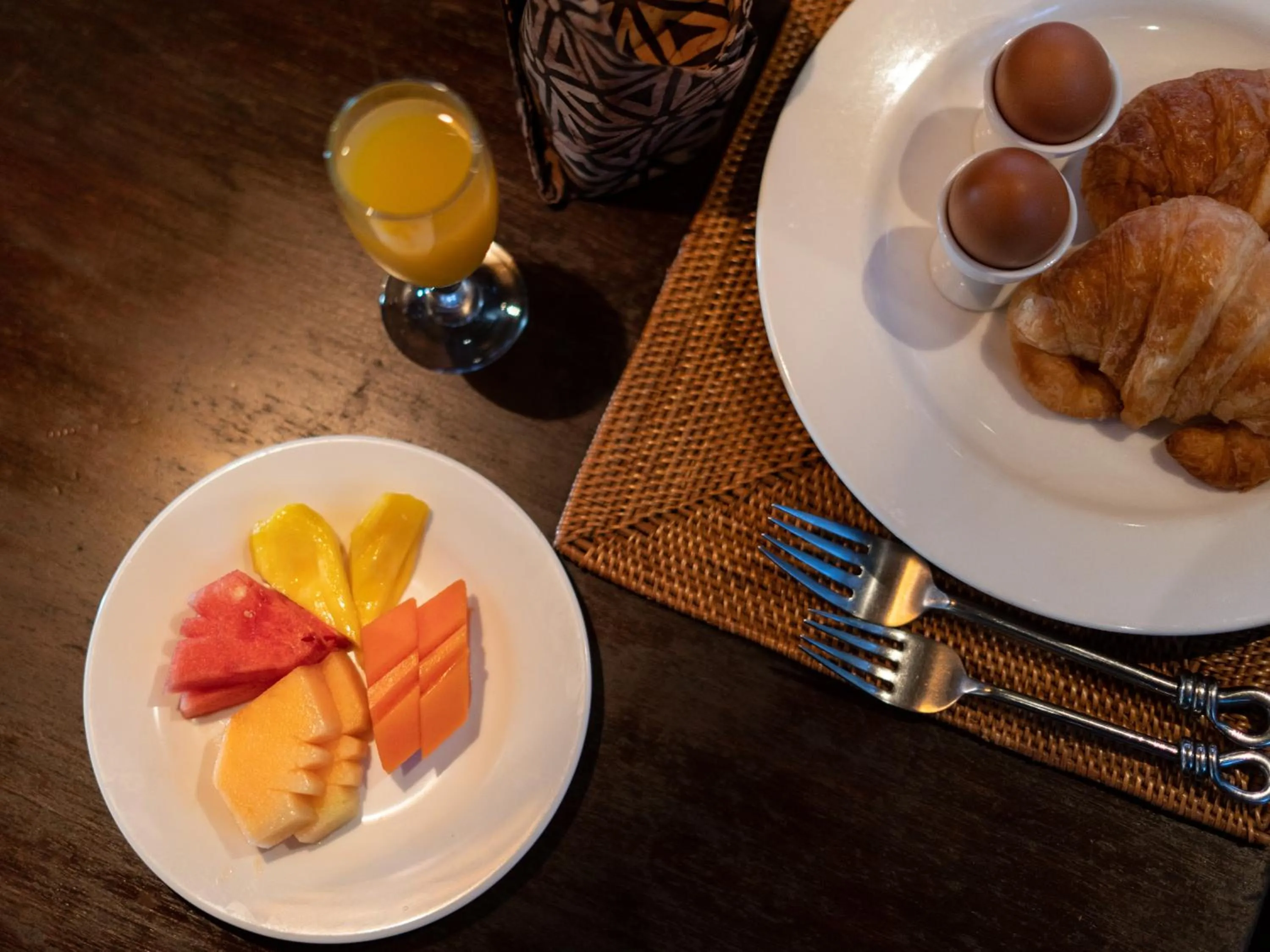 Breakfast in Villa Vajra