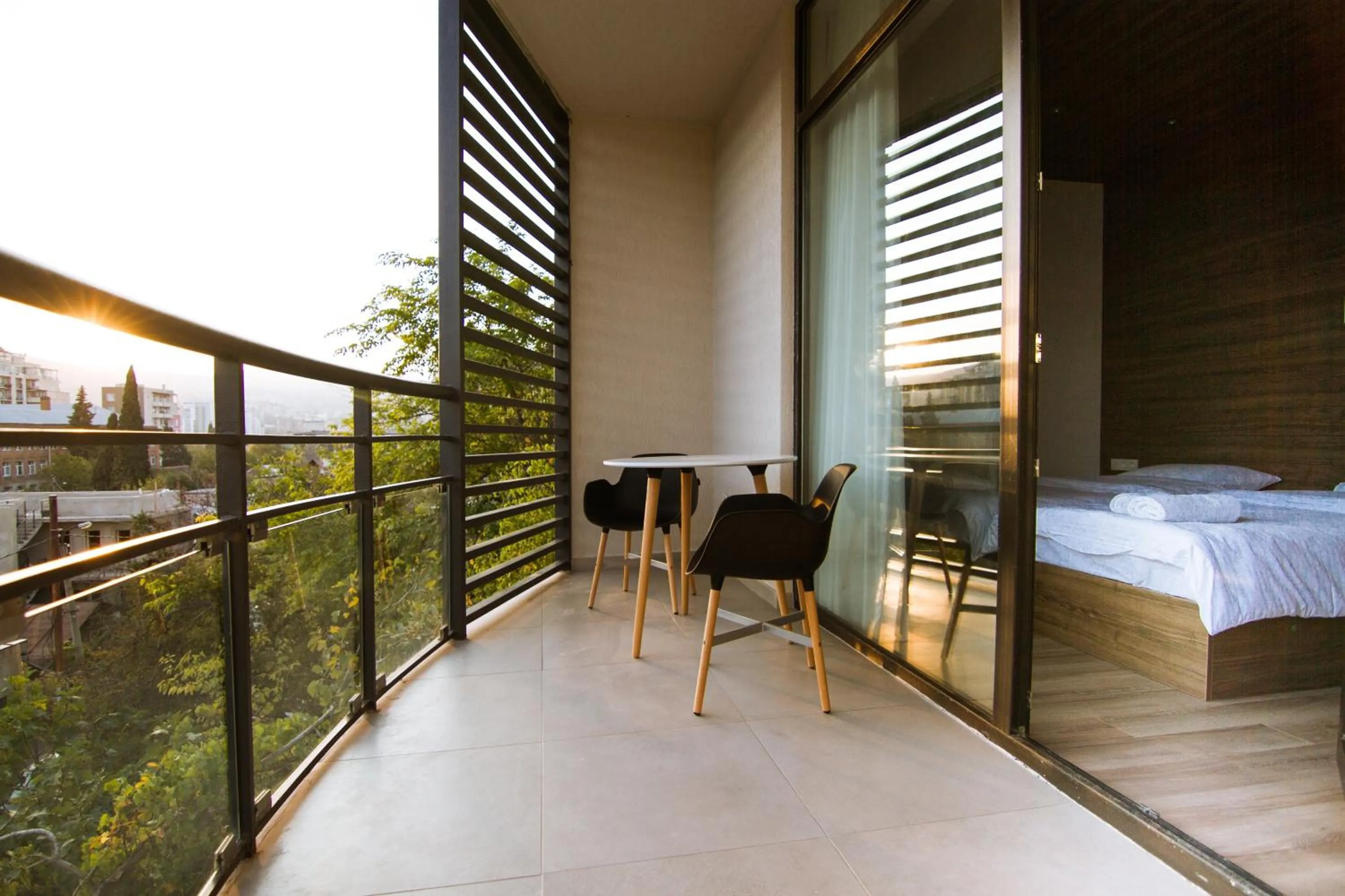 Balcony/Terrace, Bed in Victoria Inn Tbilisi