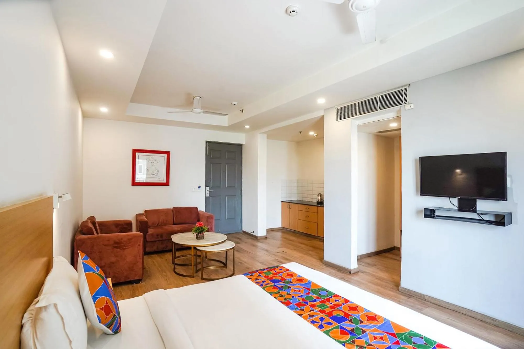 Bedroom, Bed in FabHotel Prime Cloud 9 Delhi NCR