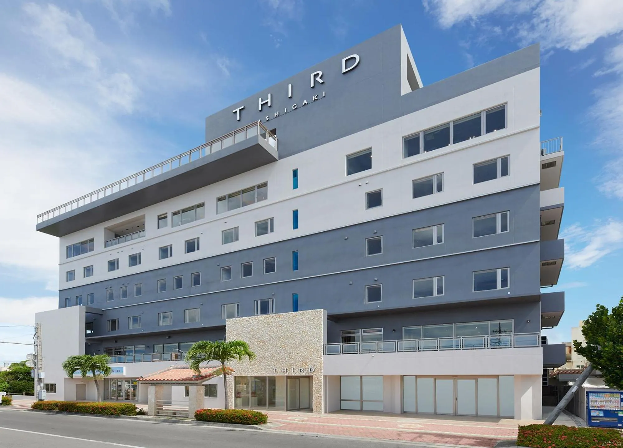 Facade/entrance in THIRD ishigakijima