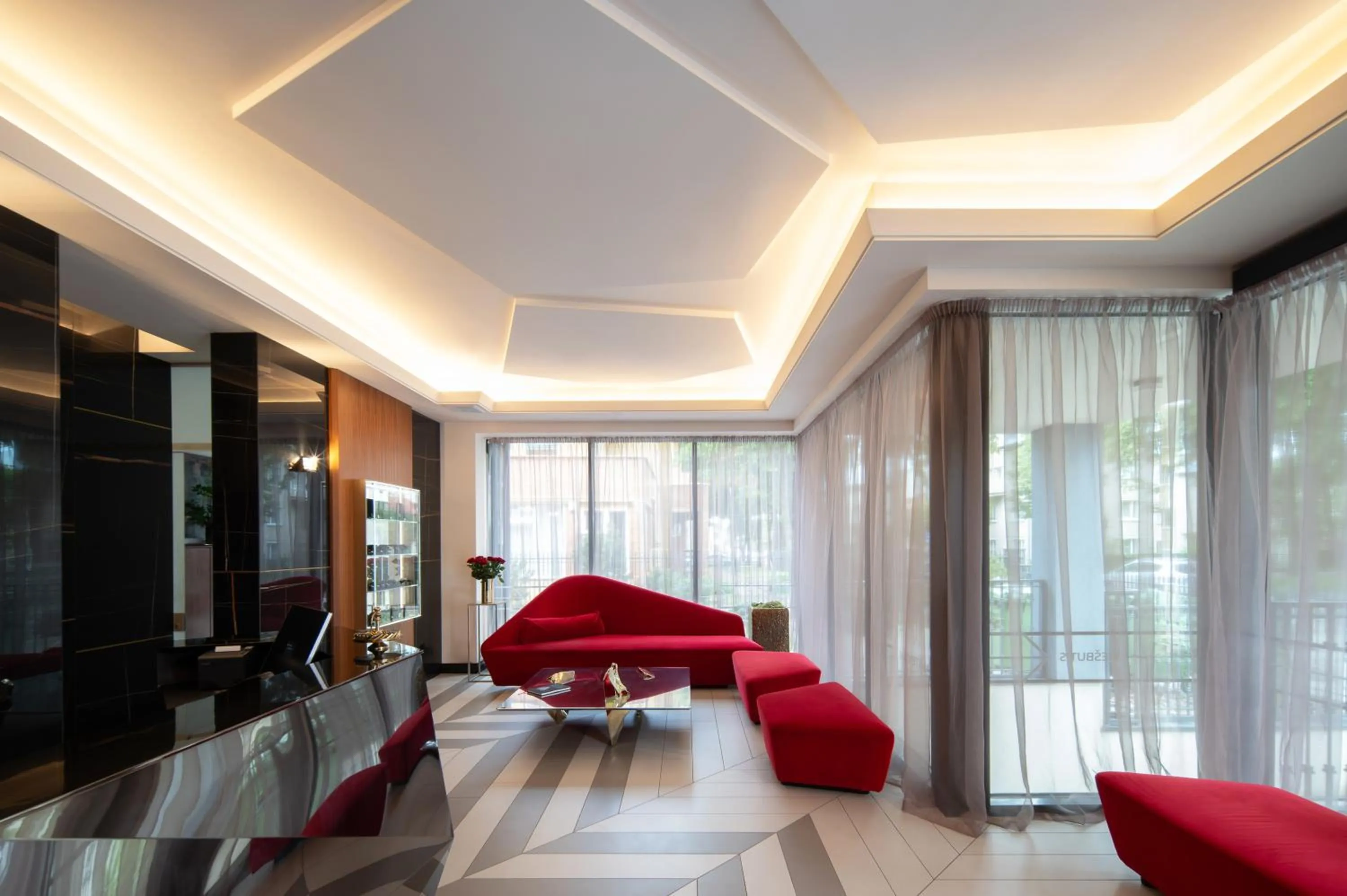 Lobby or reception in Amsterdam Plaza Hotel & SPA