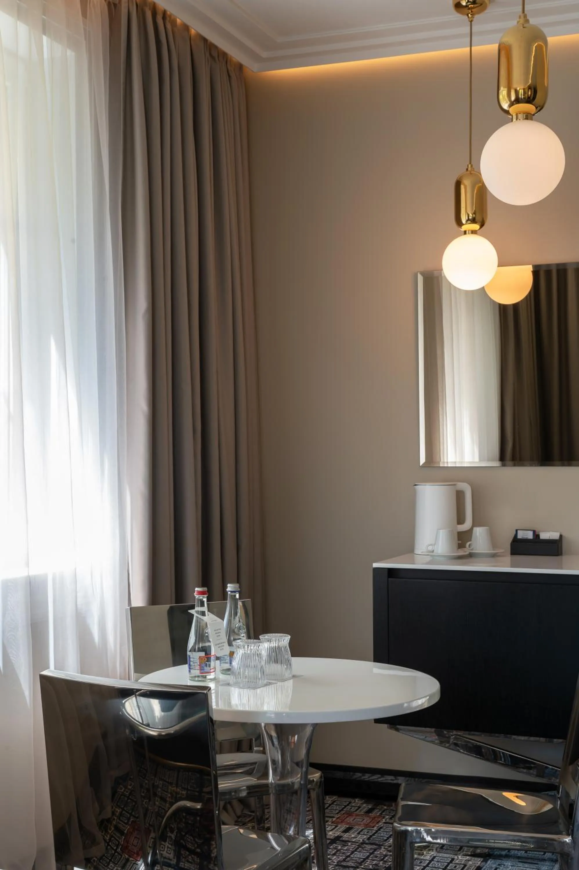 Photo of the whole room in Amsterdam Plaza Hotel & SPA