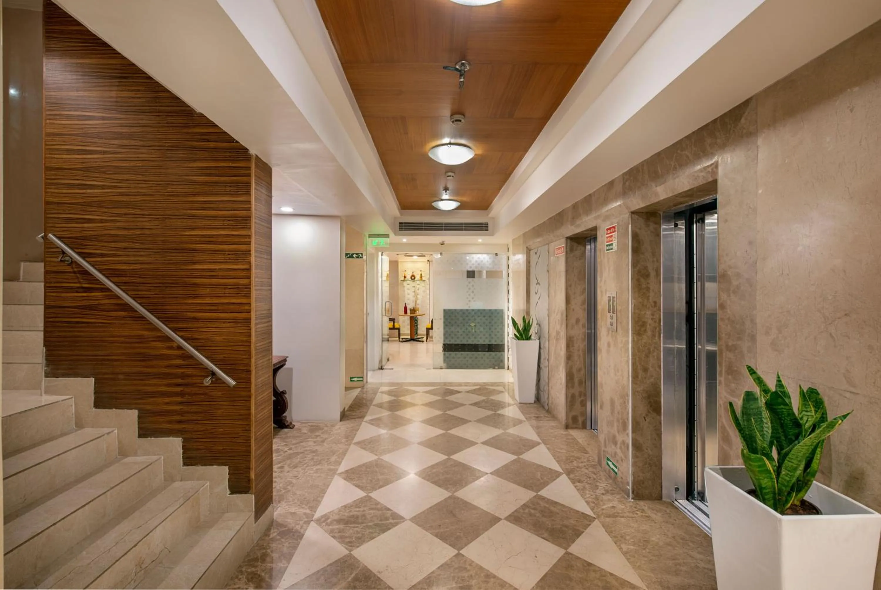 Lobby or reception in BloomSuites l Ahmedabad