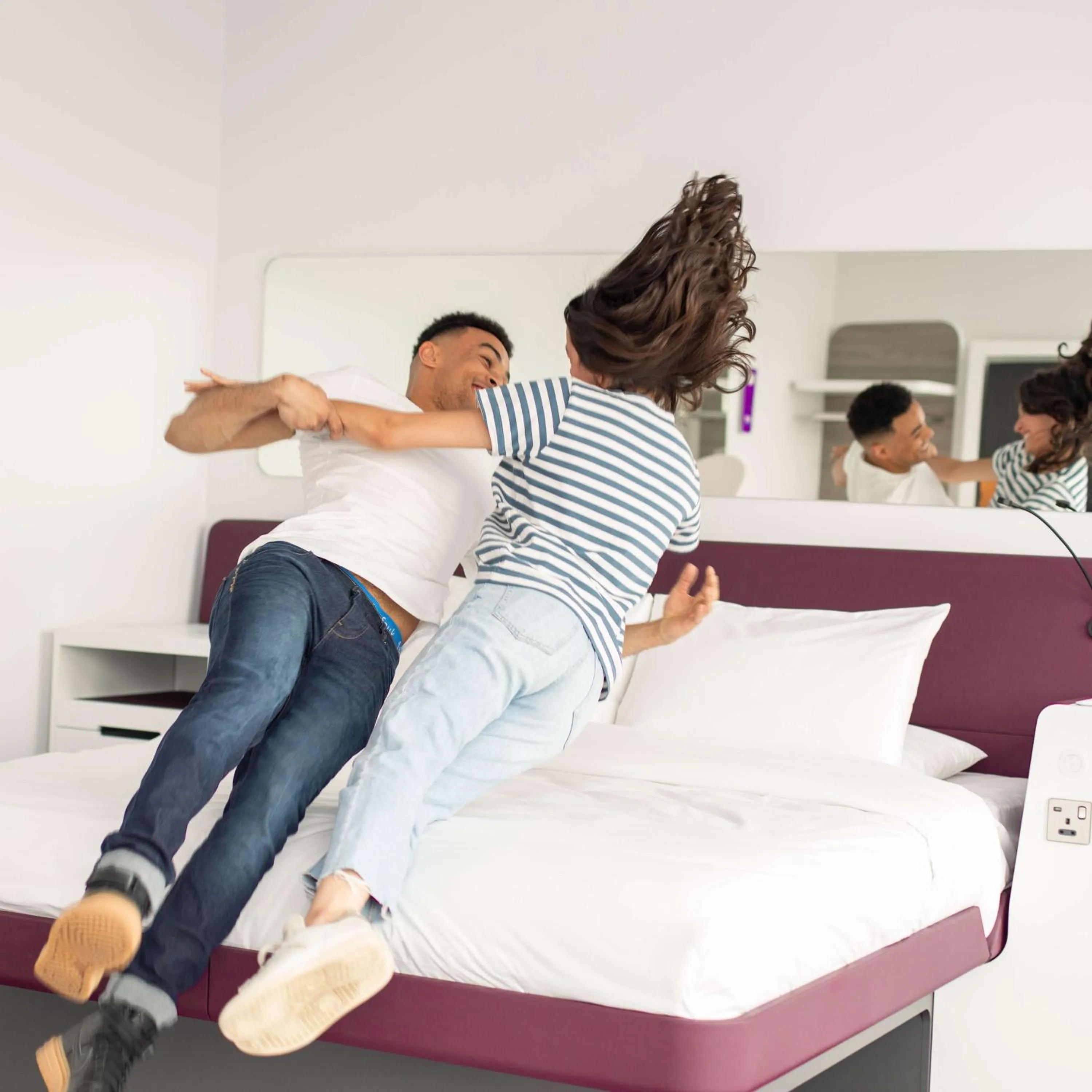 Bedroom, Bed in YOTEL Glasgow