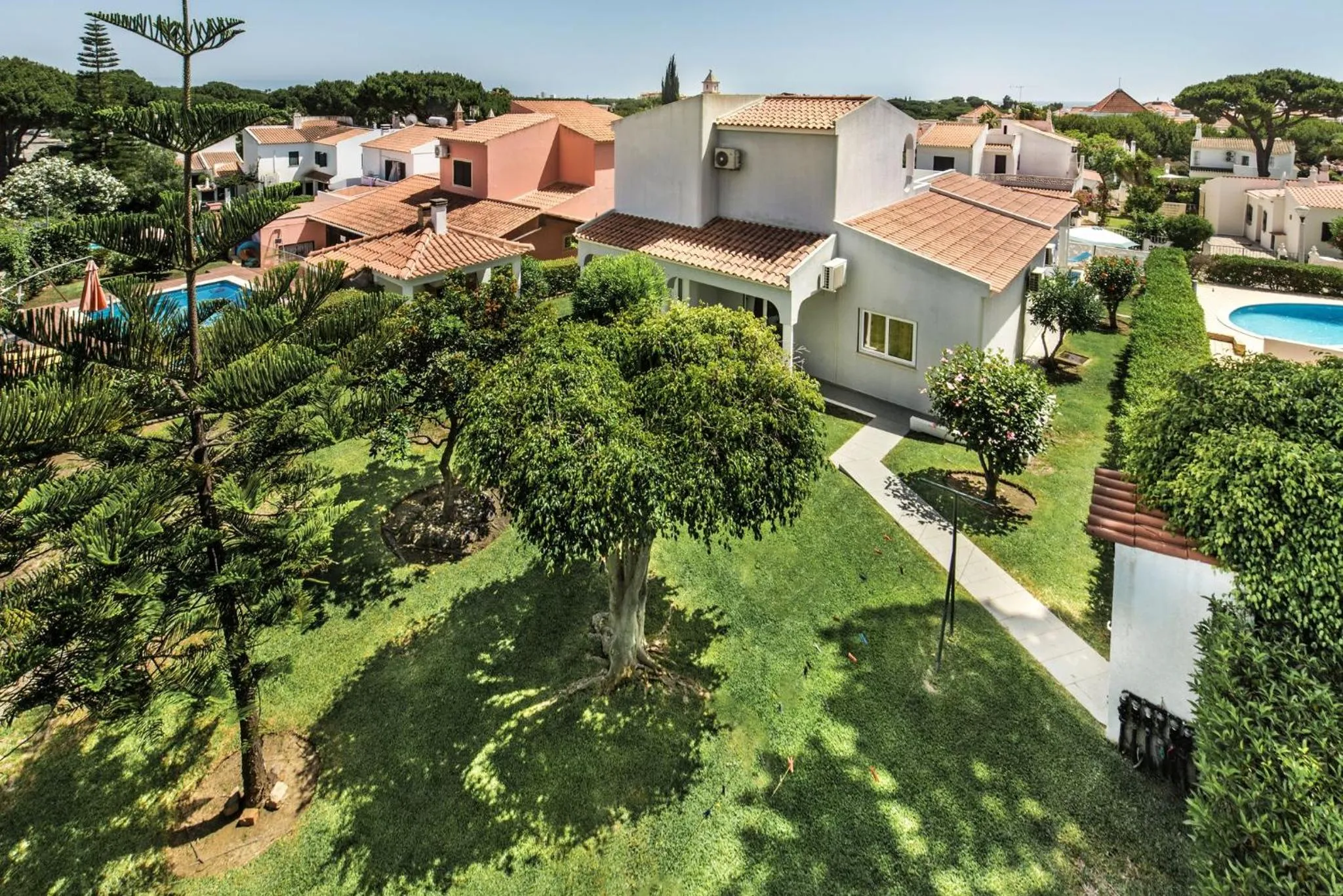 Garden in Charming Villa With Private Pool in Vibrant Vilamoura, Free AC and Wifi