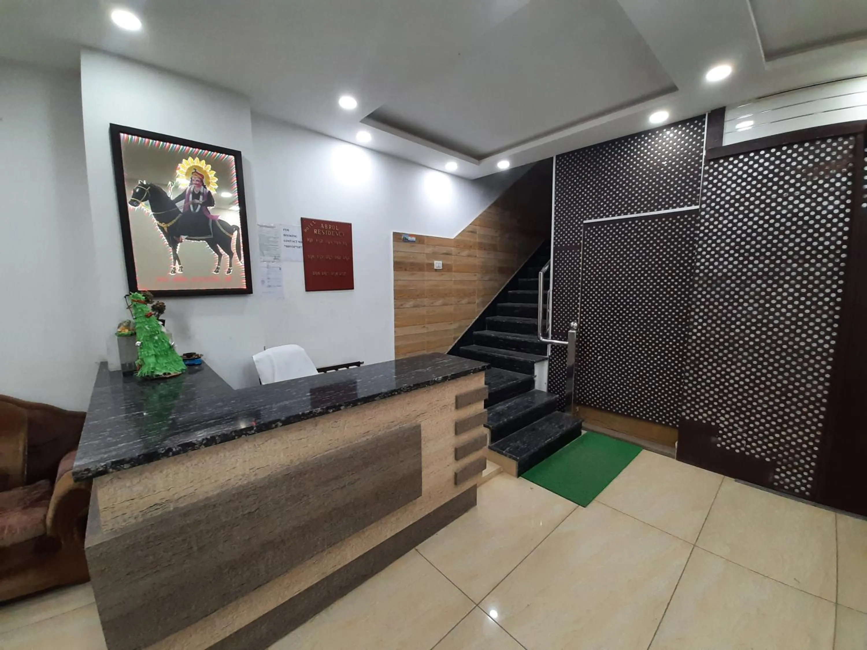 Massage in Abrol residency