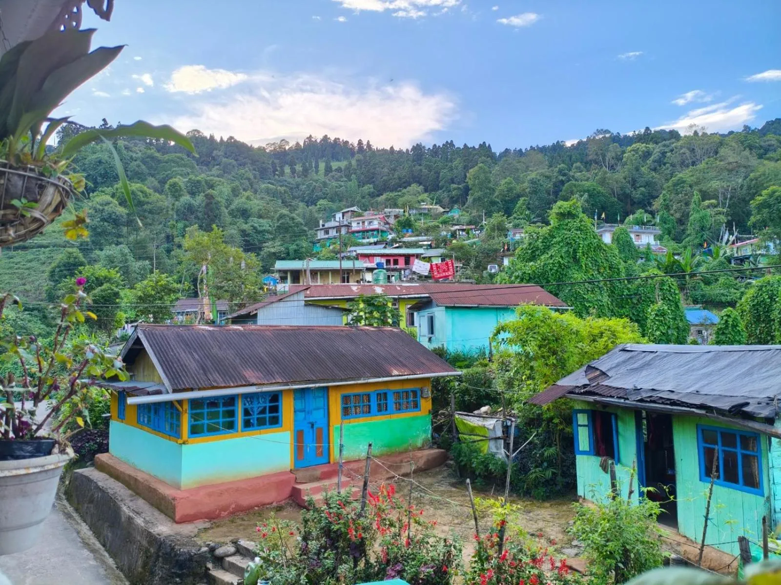 Neighbourhood in Sandeep Homestay