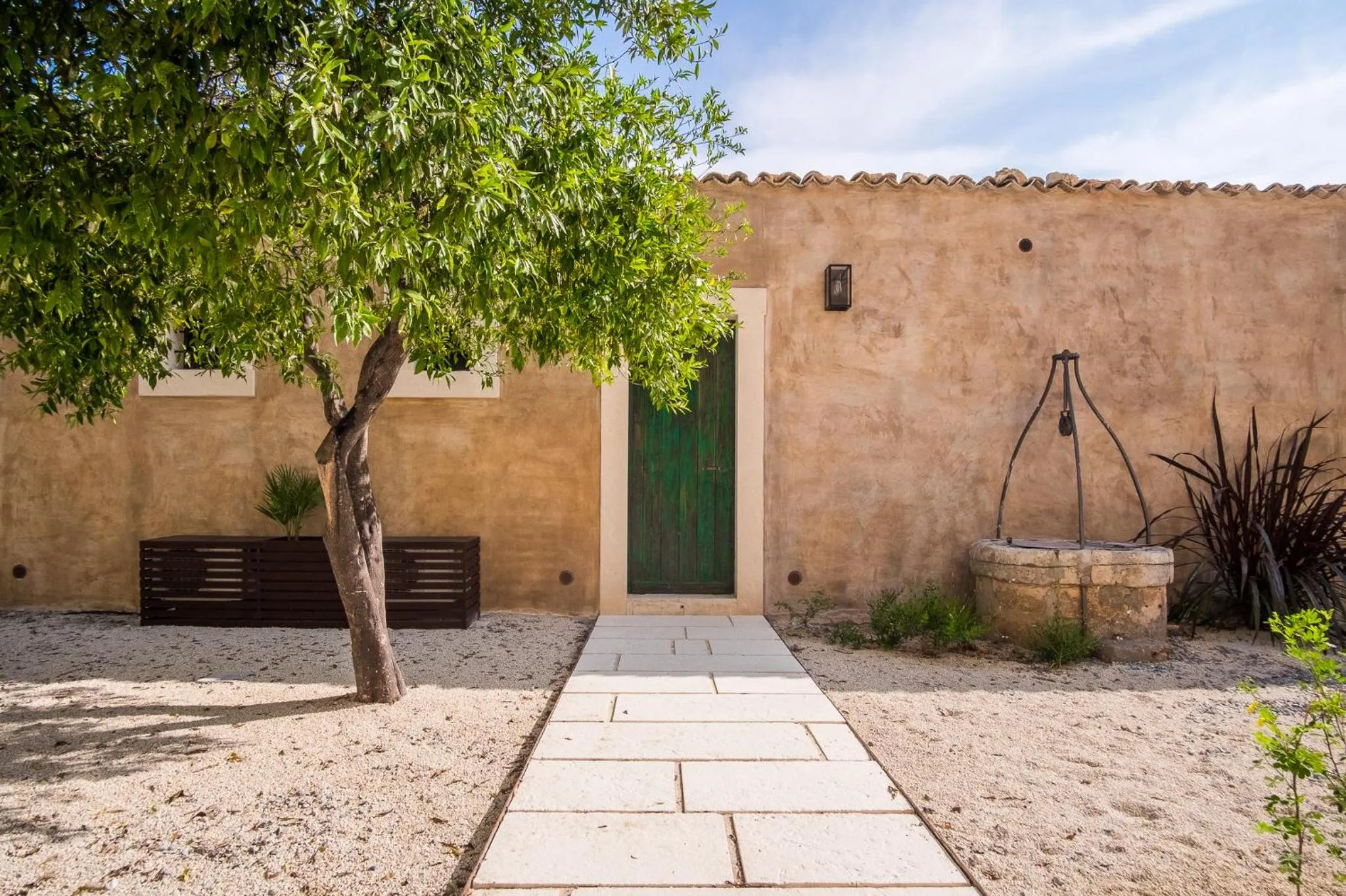 Facade/entrance in Baglio Siciliamo Country House