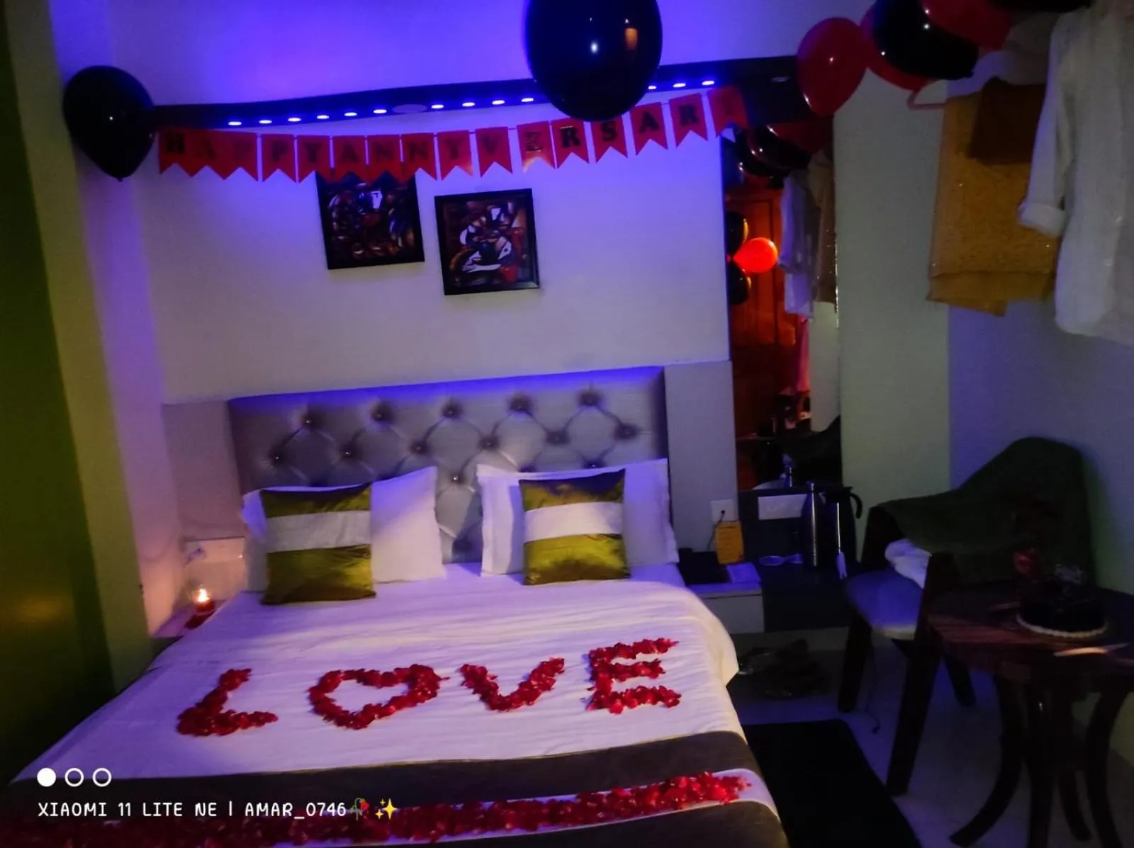 Bed in Hotel Prabhat