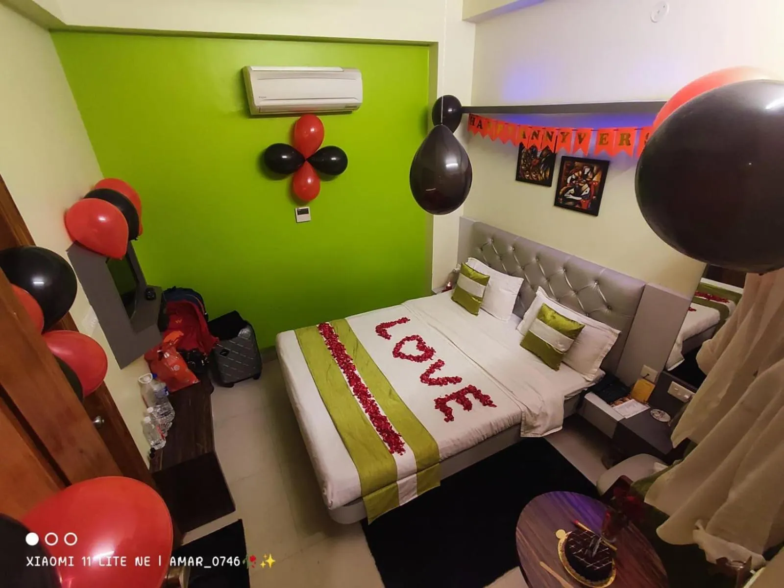 Bed in Hotel Prabhat