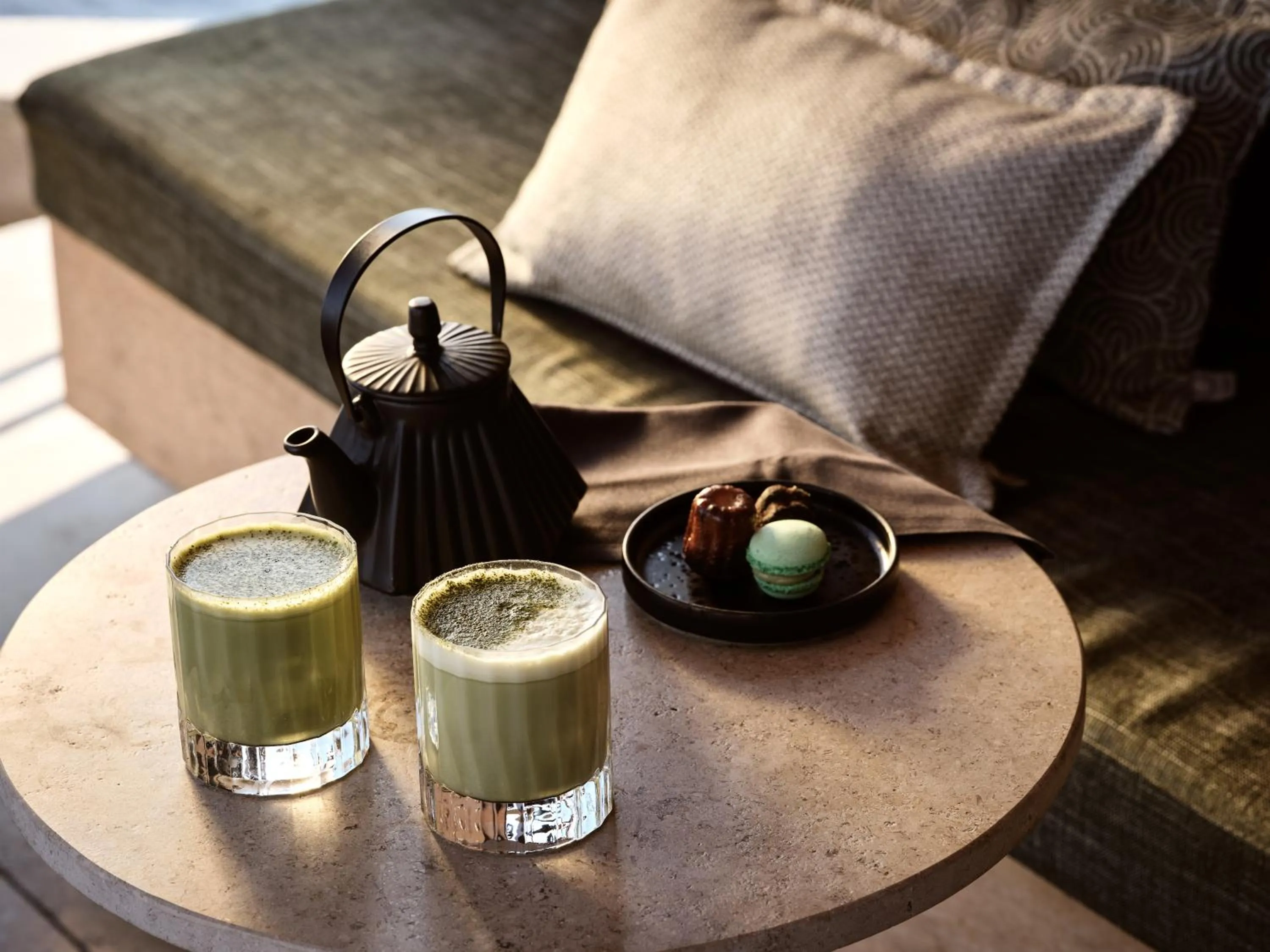 Lounge or bar in Acro Suites - A Wellbeing Resort