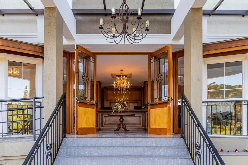 Facade/entrance in Colina Lagos Hotel