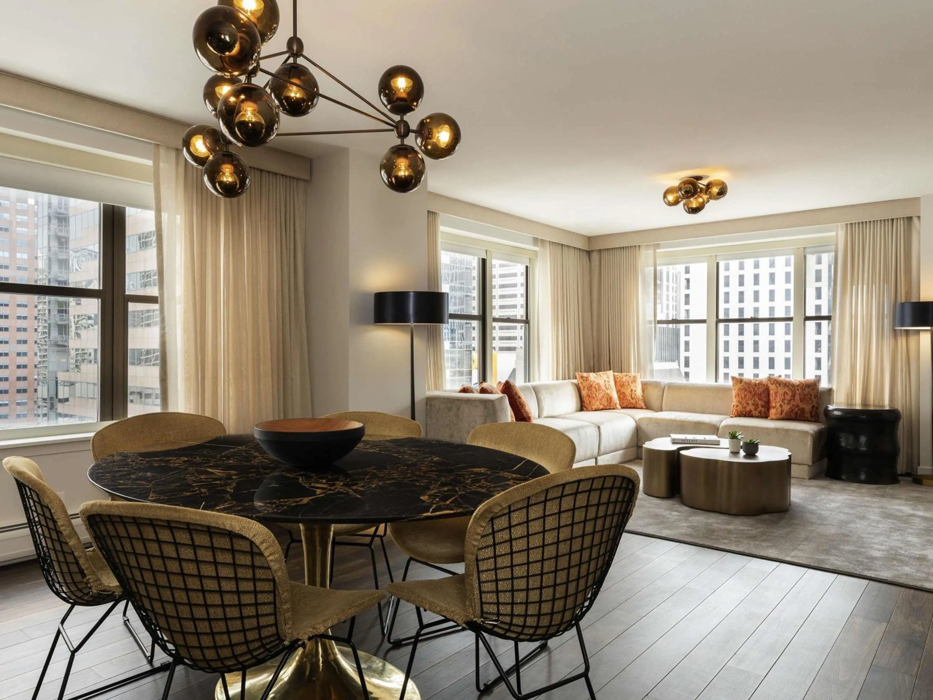 Bedroom in 21c Museum Hotel Chicago