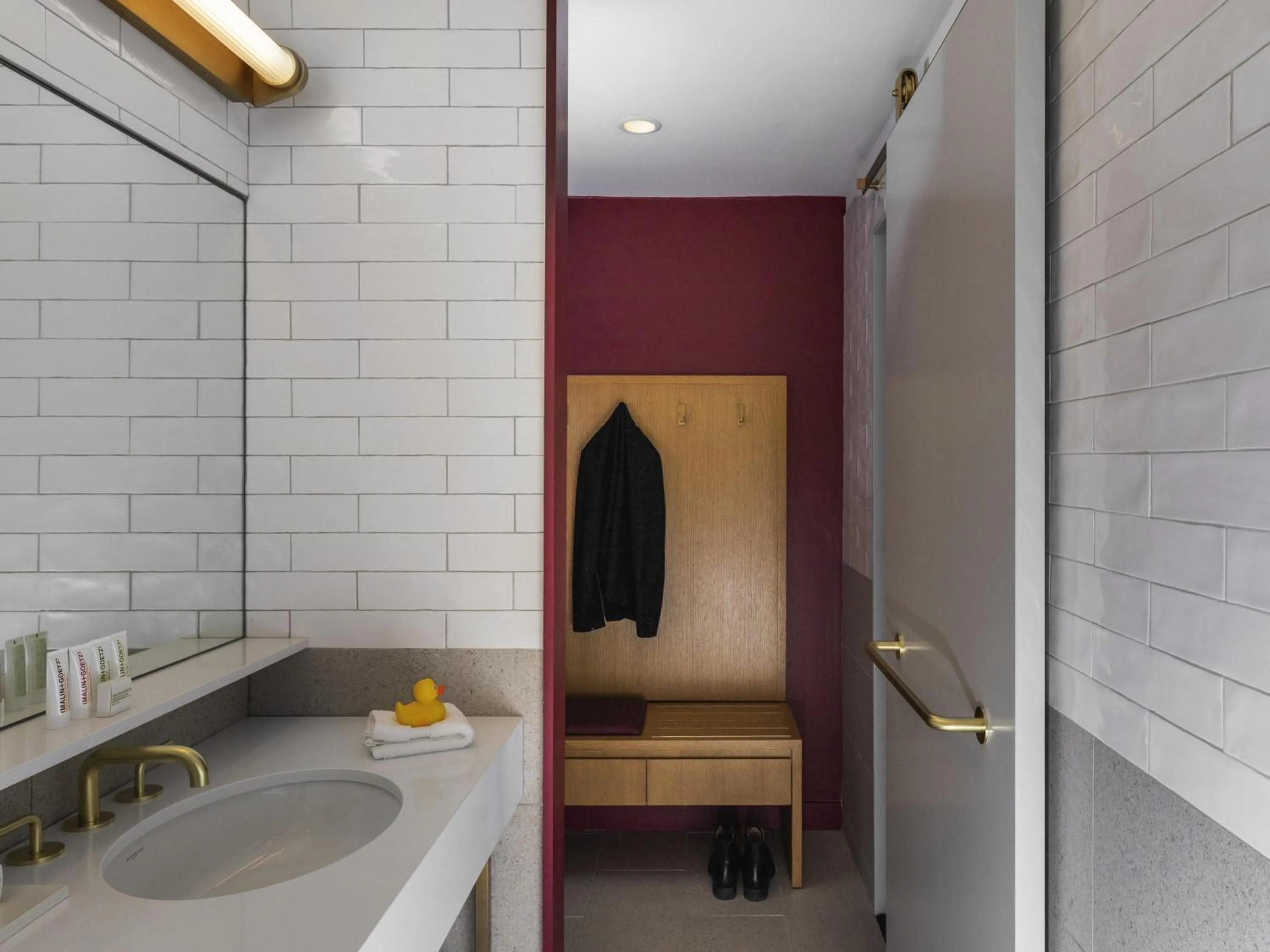 Bedroom in 21c Museum Hotel Chicago