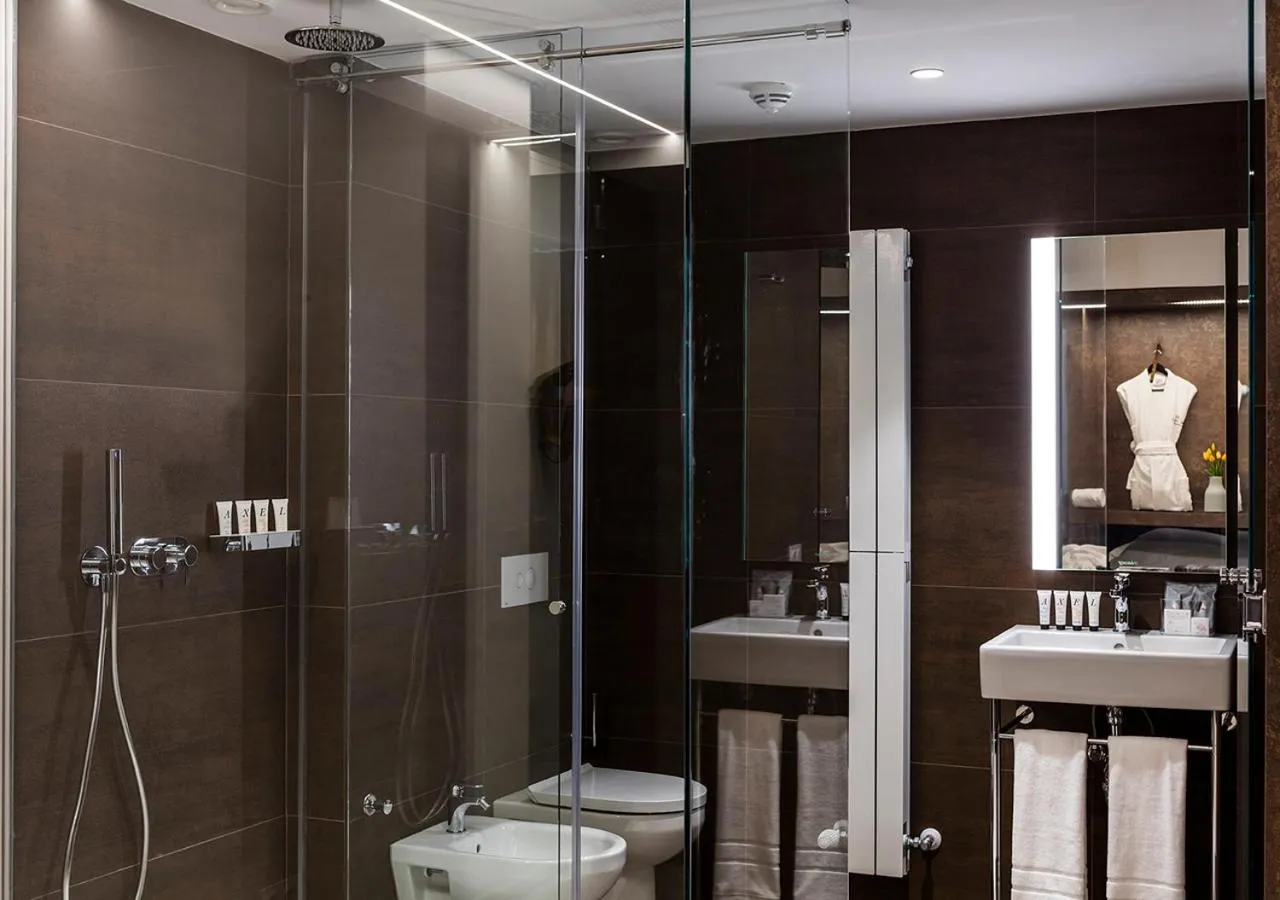 Bathroom in Axel Hotel San Sebastián - Adults Only