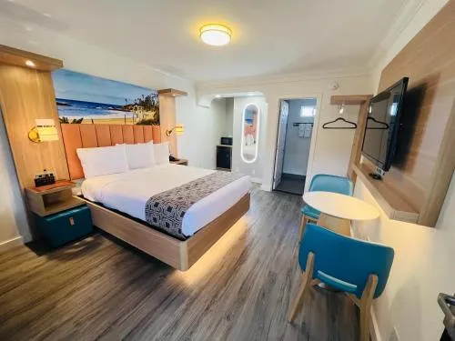 The Lexmar - Dodger Stadium Hollywood