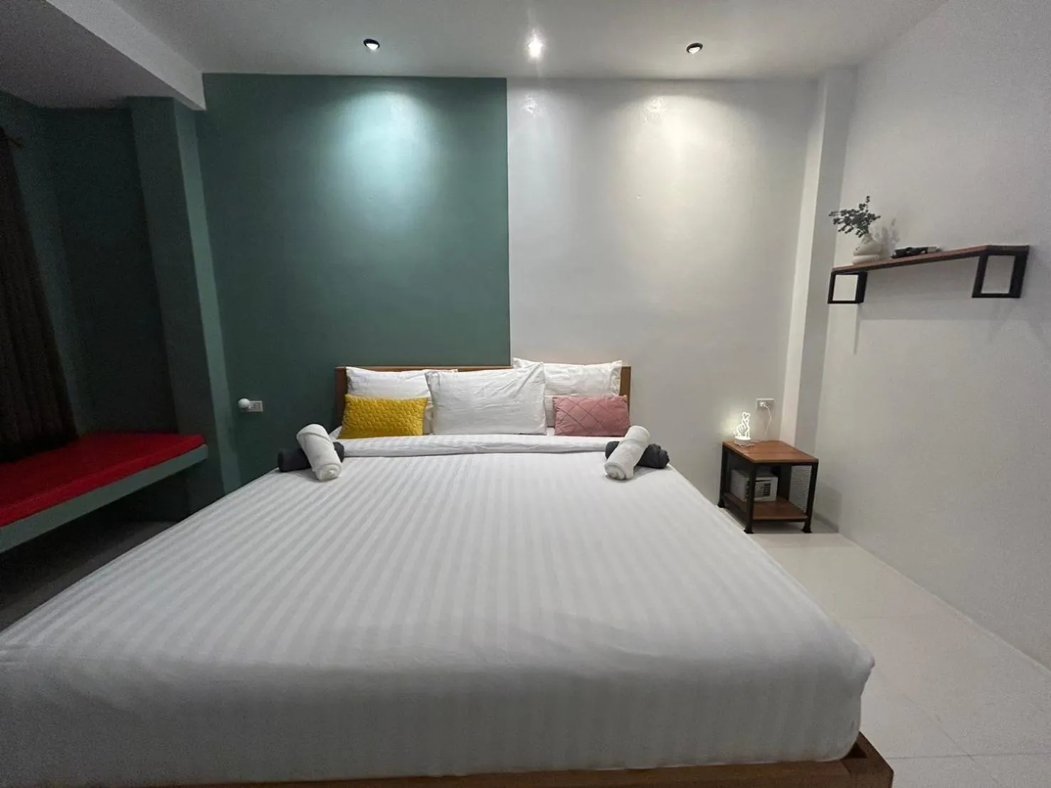 Bedroom, Bed in Phangan Hometown Resort - Adults Only