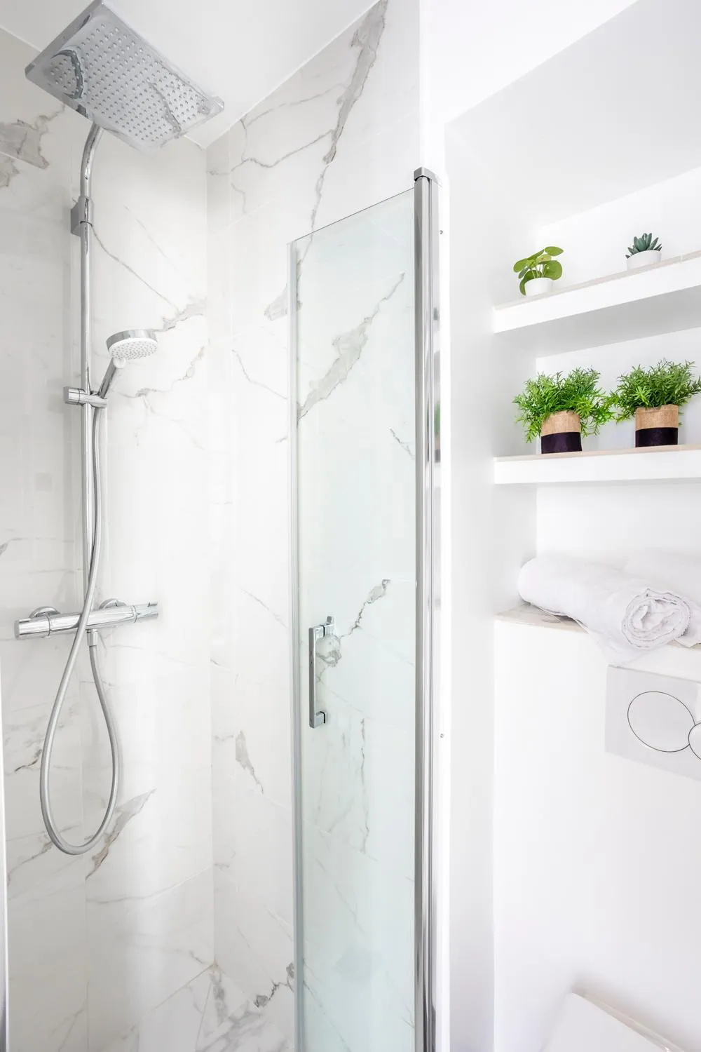 Bathroom in Best Stay Jeuneurs