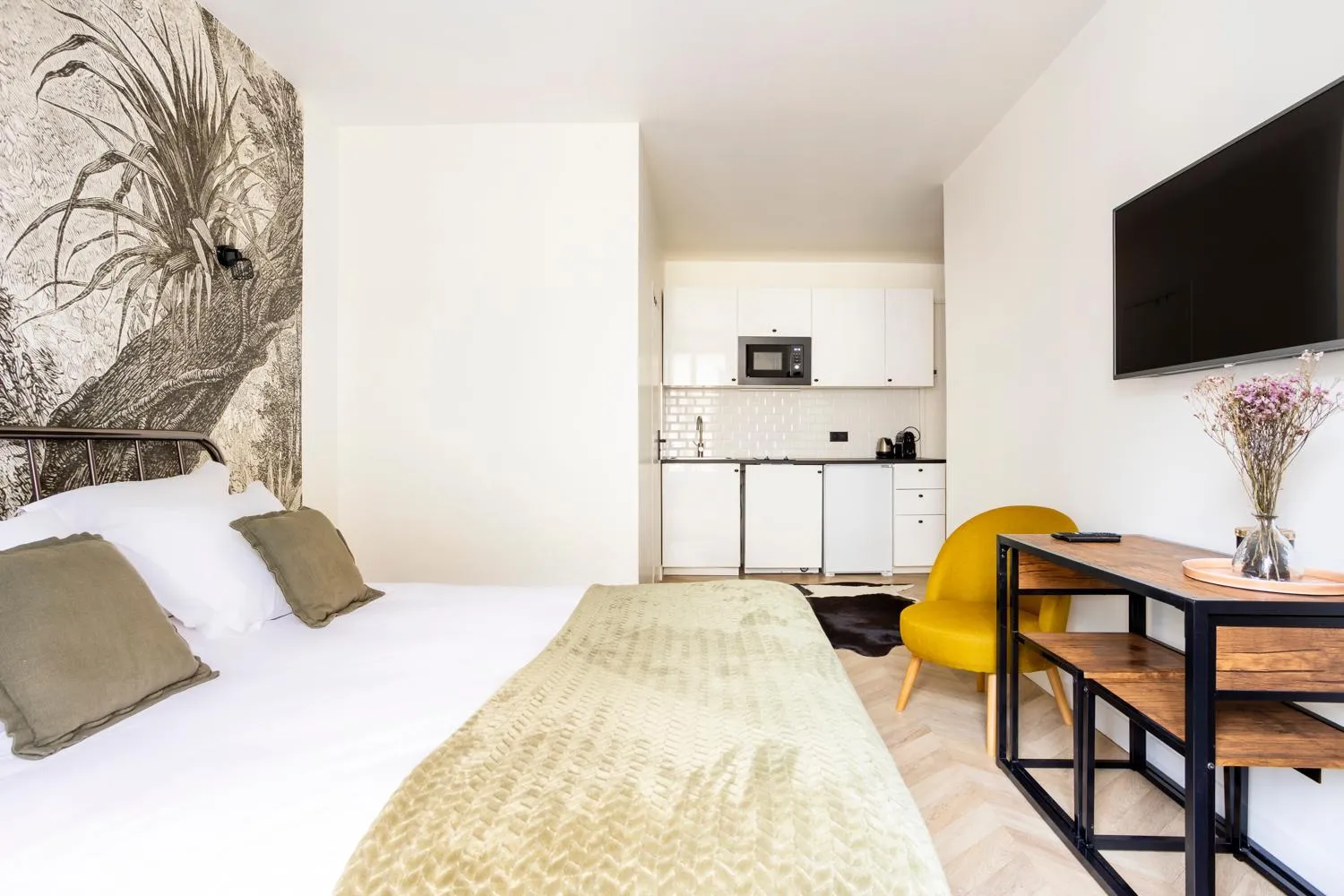 Bed in Best Stay Jeuneurs