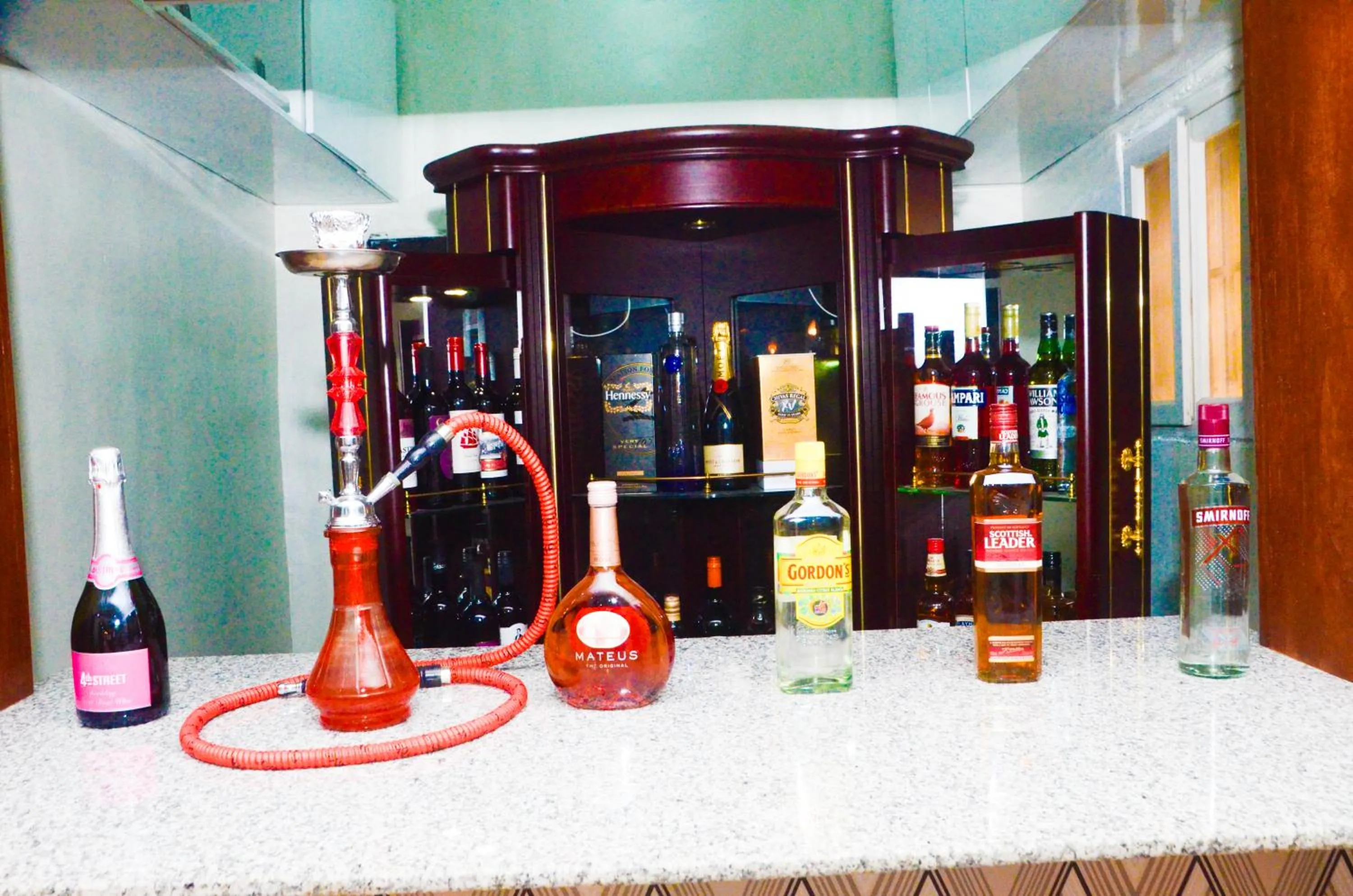 Lounge or bar in J Gibson Hotel