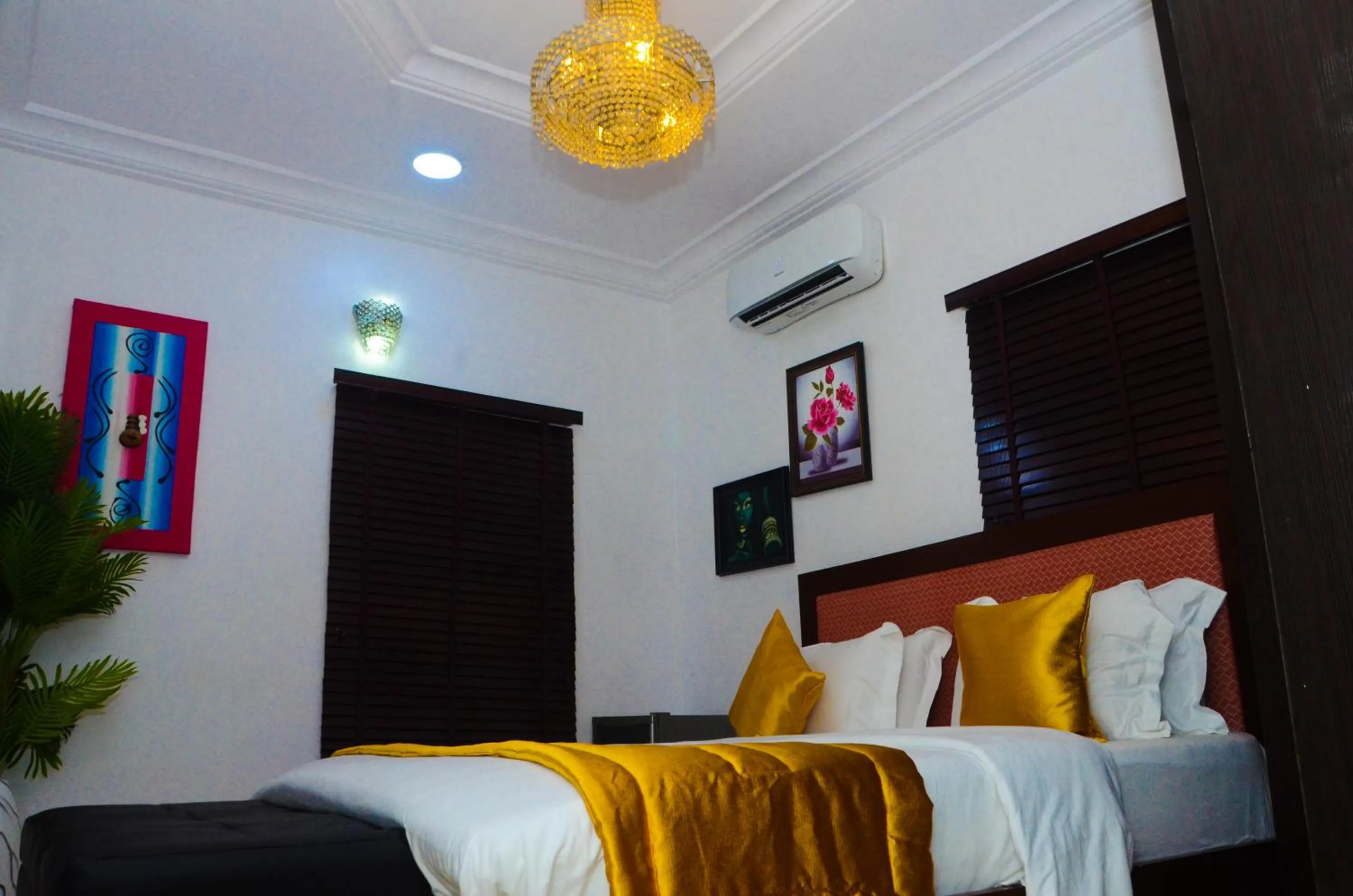 Bedroom, Bed in J Gibson Hotel