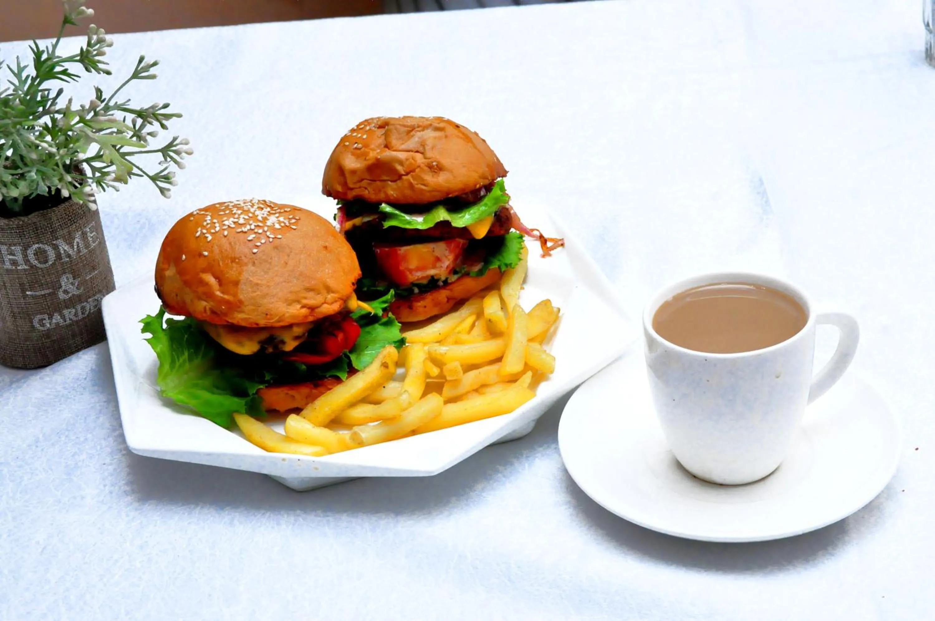 Food and drinks in J Gibson Hotel